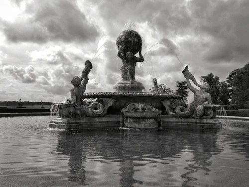 Atlas Fountain - Des de Castle Howard Courtyard, United Kingdom