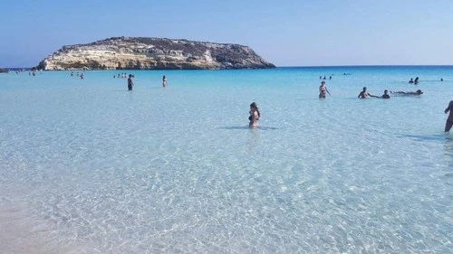 Isola dei Conigli - Від Spiaggia dei conigli, Italy