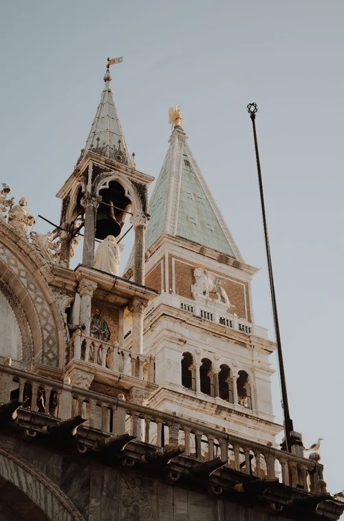 Campanile di San Marco - Aus Piazzetta dei Leoncini, Italy