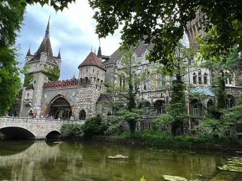 Sándor Károlyi de Nagykároly Szobor - 从 Nagy György memorial, Hungary