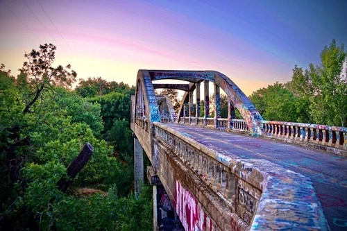 Stevenson Bridge - 从 Road, United States