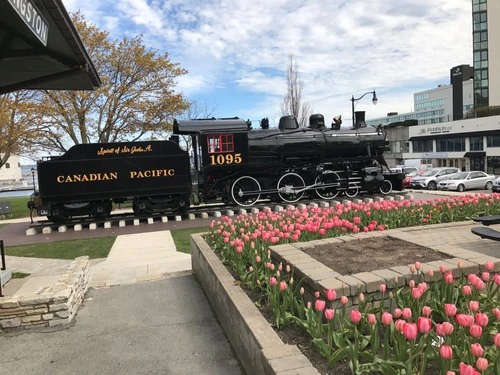 Spirit Of Sir John A.095 - Des de Kingston Visitor Information Centre, Canada