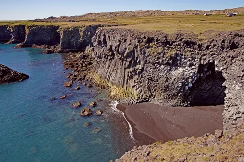Arnarstapi Cliff Viewpoint - Iceland