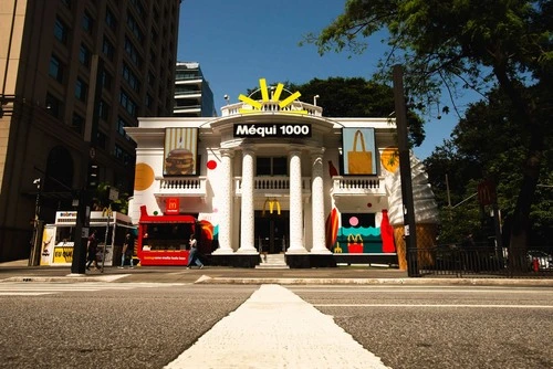 Méqui 1000 - De Av Paulista, Brazil