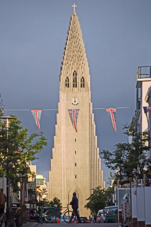 Hallgrimskirkja - Від Rainbow Street, Iceland