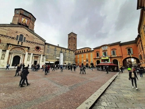 Piazza Camillo Prampolini - Italy