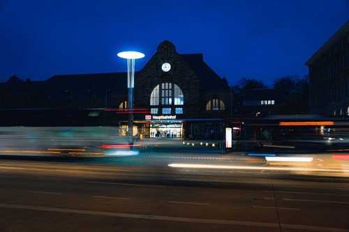 Aachen Hauptbahnhof - 从 Bahnhofplatz, Germany