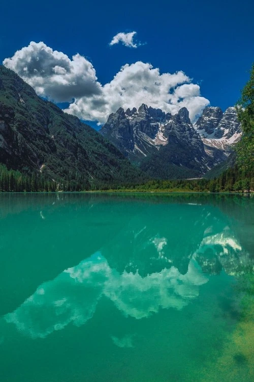 Lago di Landro - 从 Lunga Via delle Dolomiti, Italy