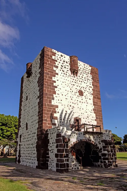 Torre del Conde - Spain