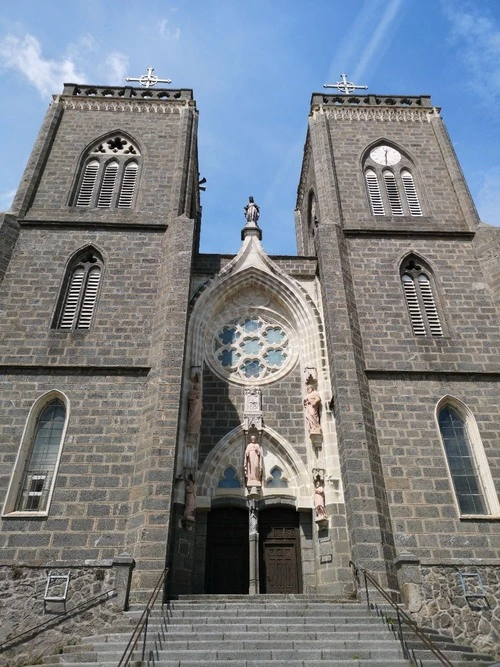 Chabanière's Church - Desde Entrance, France