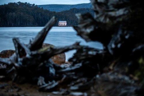 Old Pumphouse - Din Beach, Australia