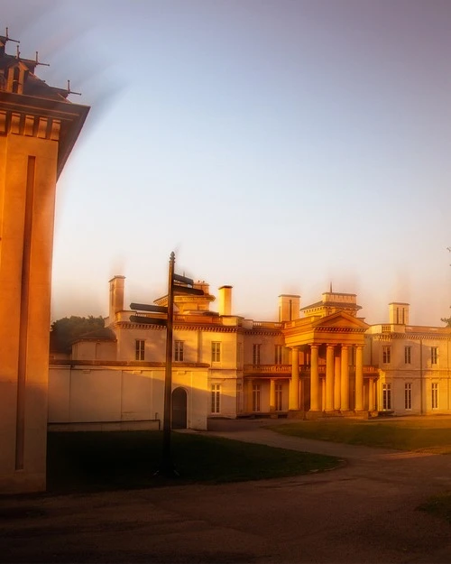 Dundurn Castle Mansion - Canada