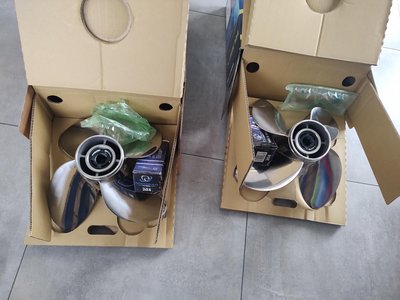 Stainless steel propeller 14.25 x 20 x 4 (L+R) for sale