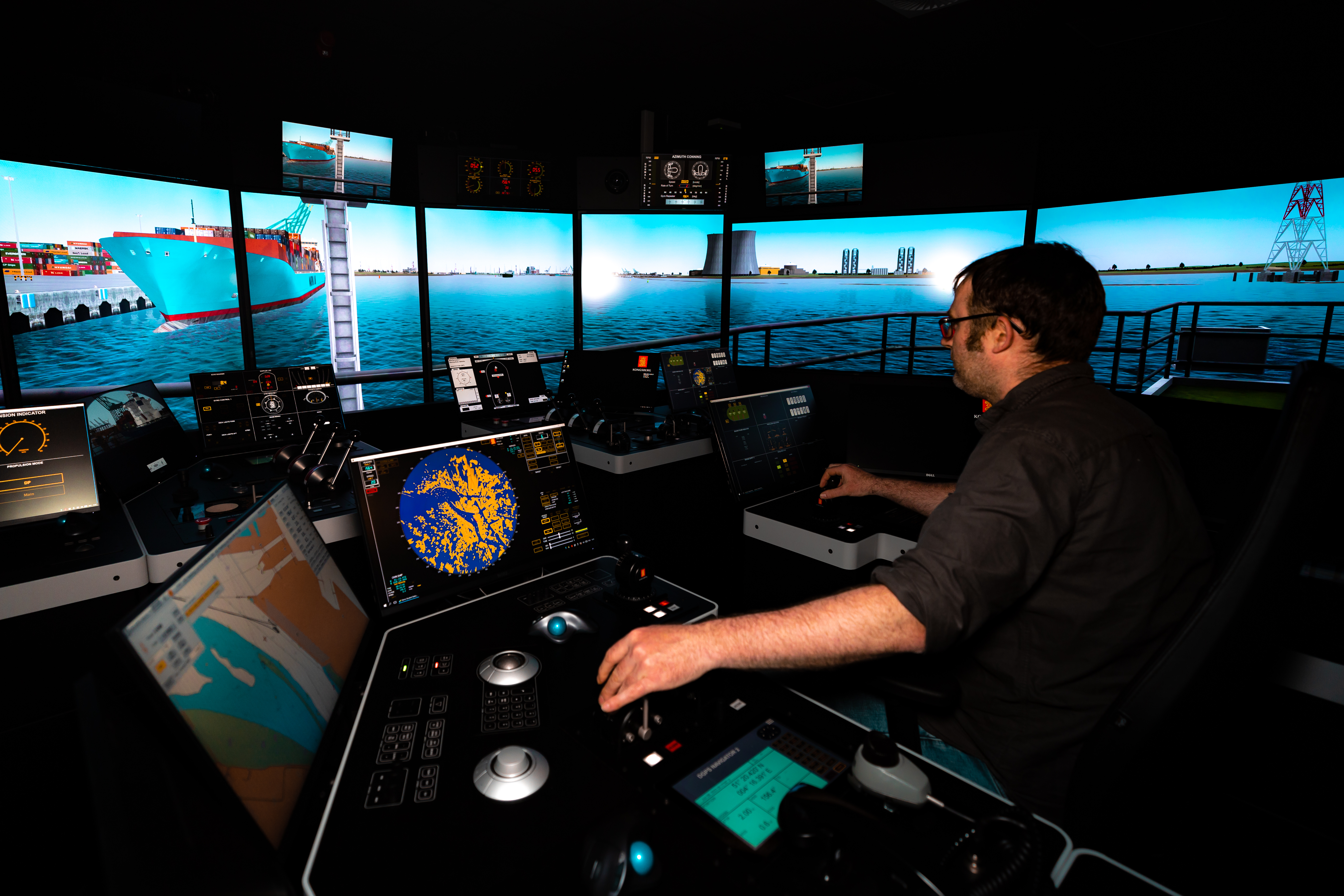 Afbeelding voor Deck: STCW A-II/3 Officers in charge of a navigational watch and masters on ships less than 500 GT on near-coastal voyages (traject werkzoekenden)