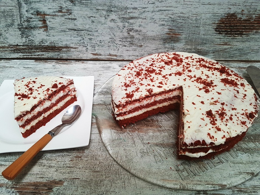 RED-VELVET-LAYER-CAKE-1Uds-PASTELERIA-ARPA