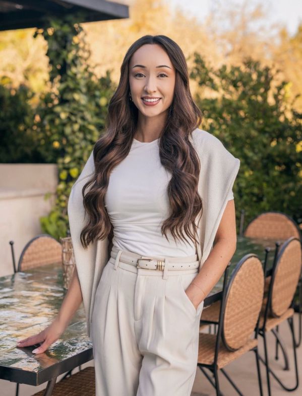  Jazmin Pizzarelli headshot