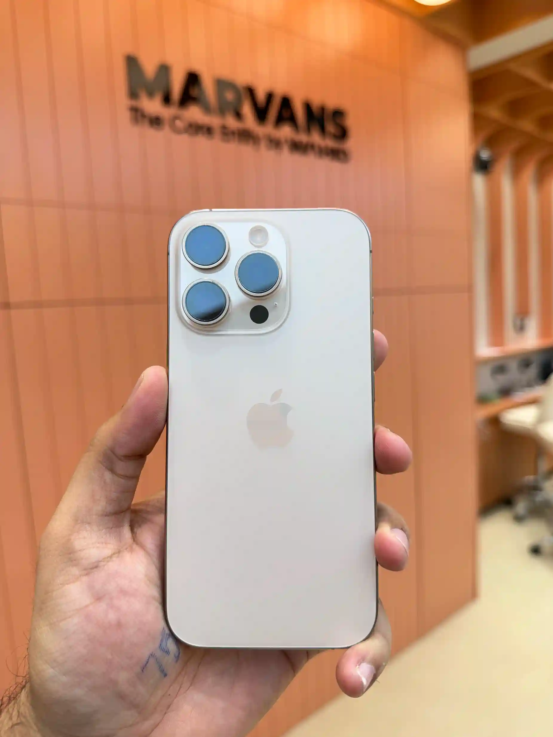 16 Pro - 128GB - *1218 | Marvans Certified Used Products