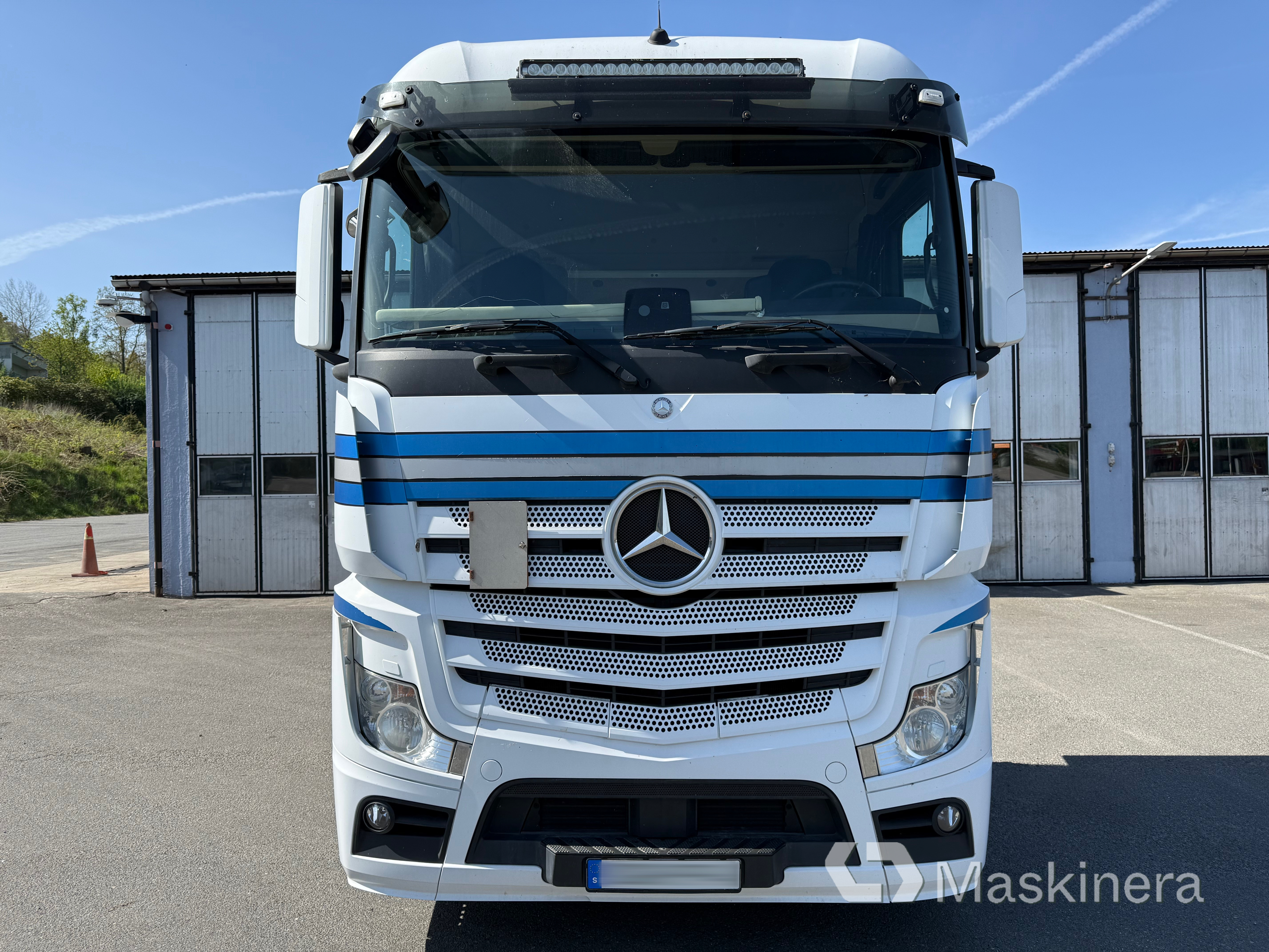 Dragbil Mercedes-Benz Actros 2545