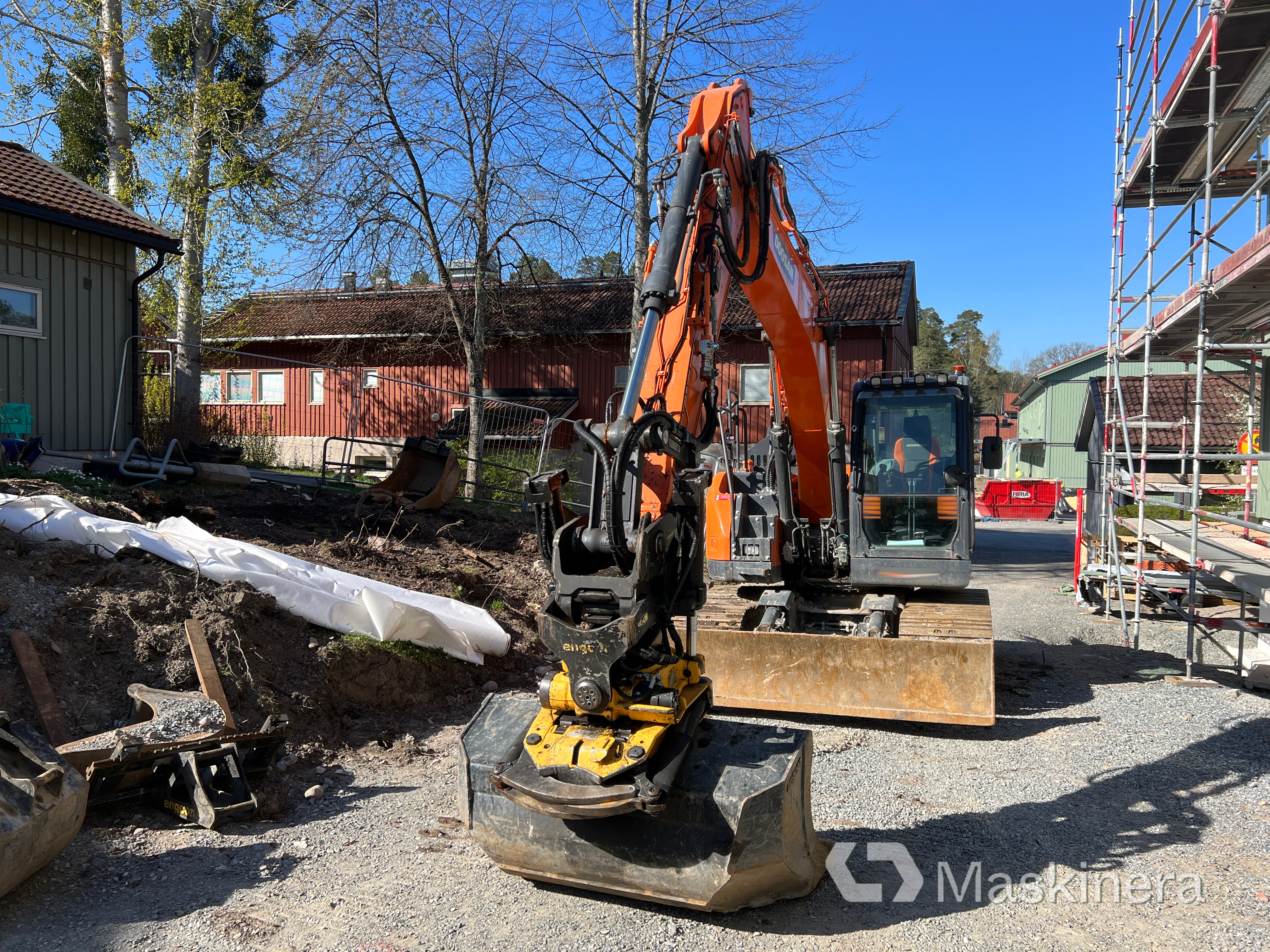 Grävmaskin Doosan DX140LCR-5