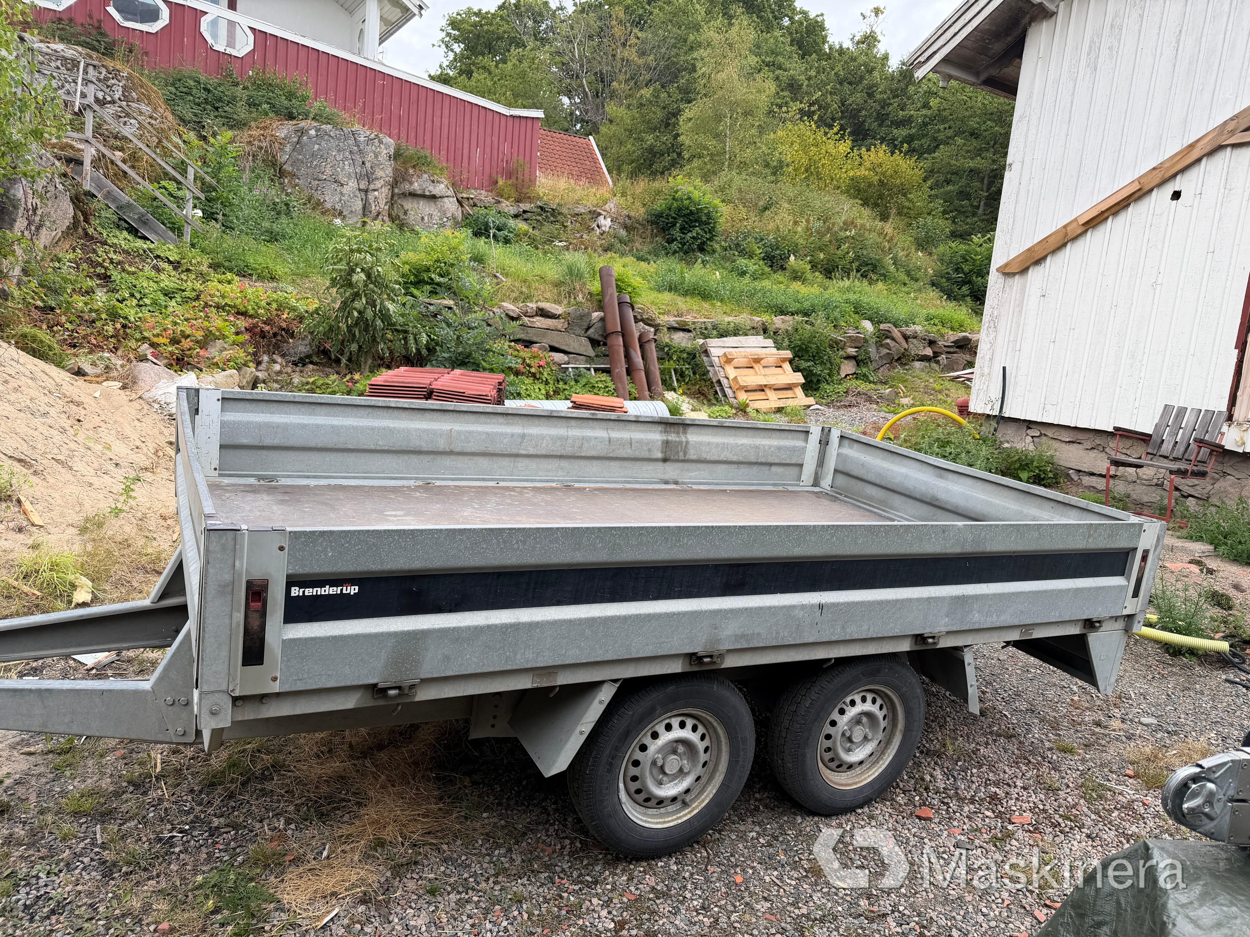 Boggiesläp Brenderup Thule B26 2000 kg