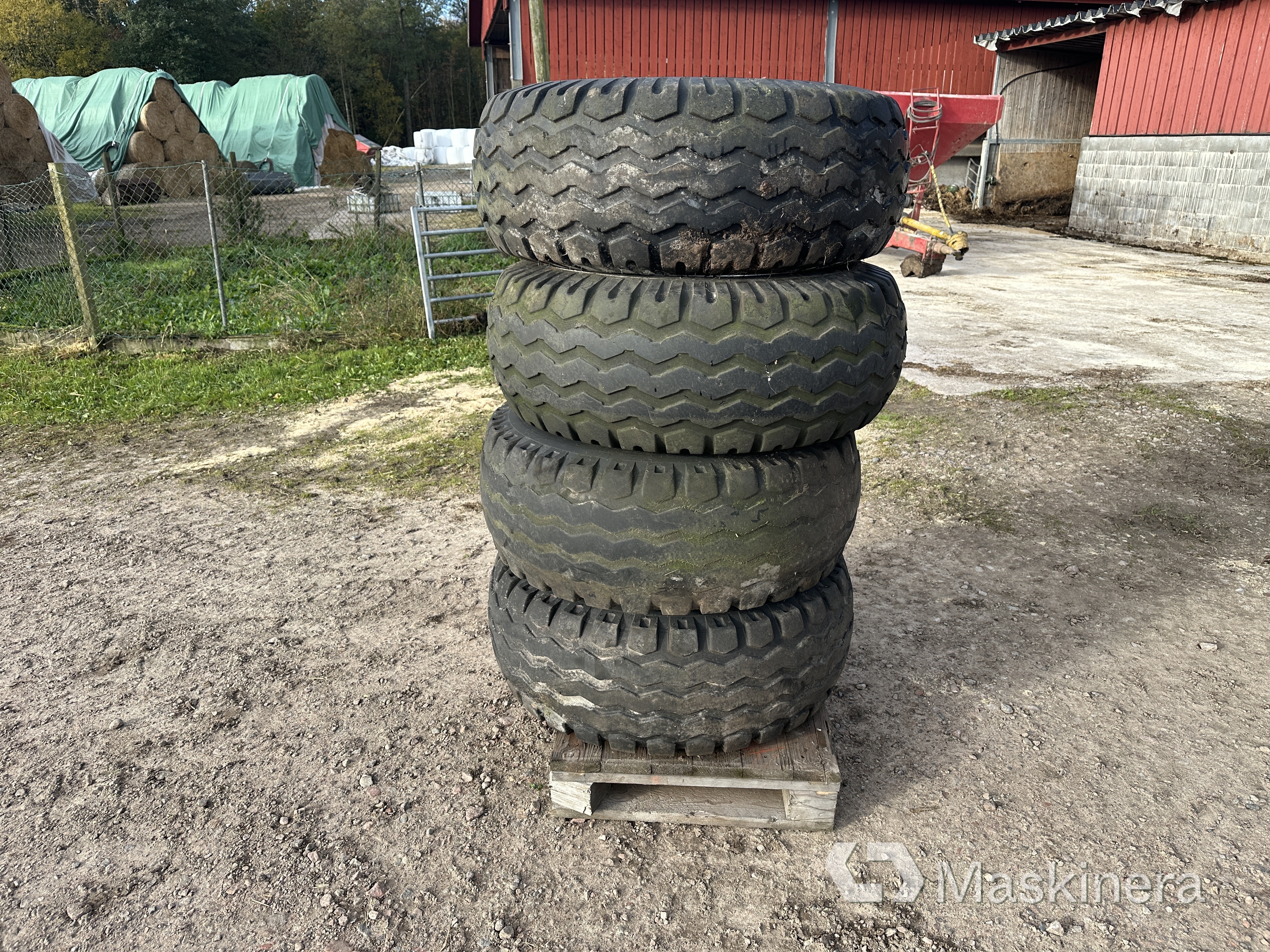 Däck vagnsdäck Alliance 16 P.R 13.0/65-18