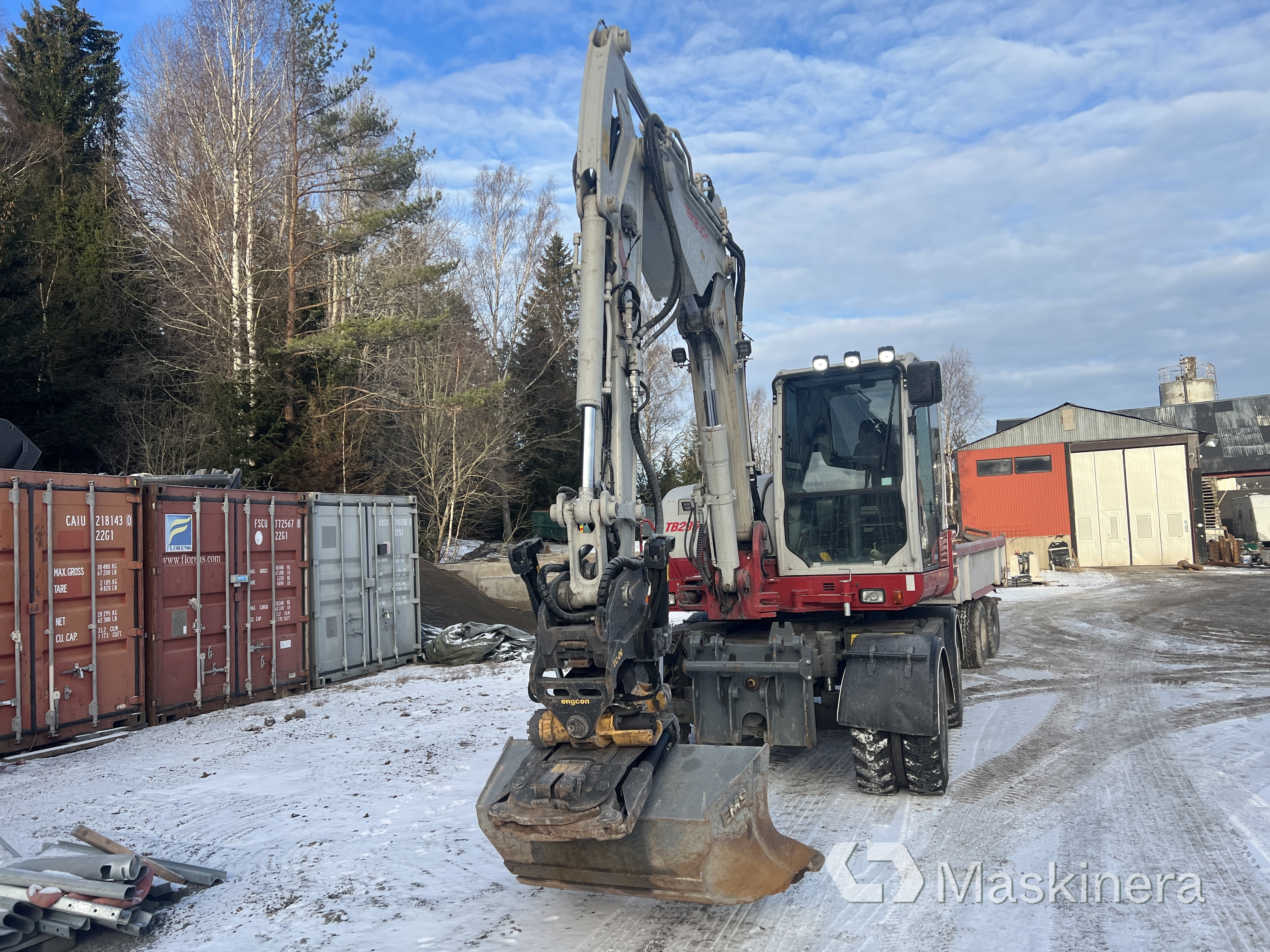 Hjulgrävare Takeuchi TB295W med tillbehör