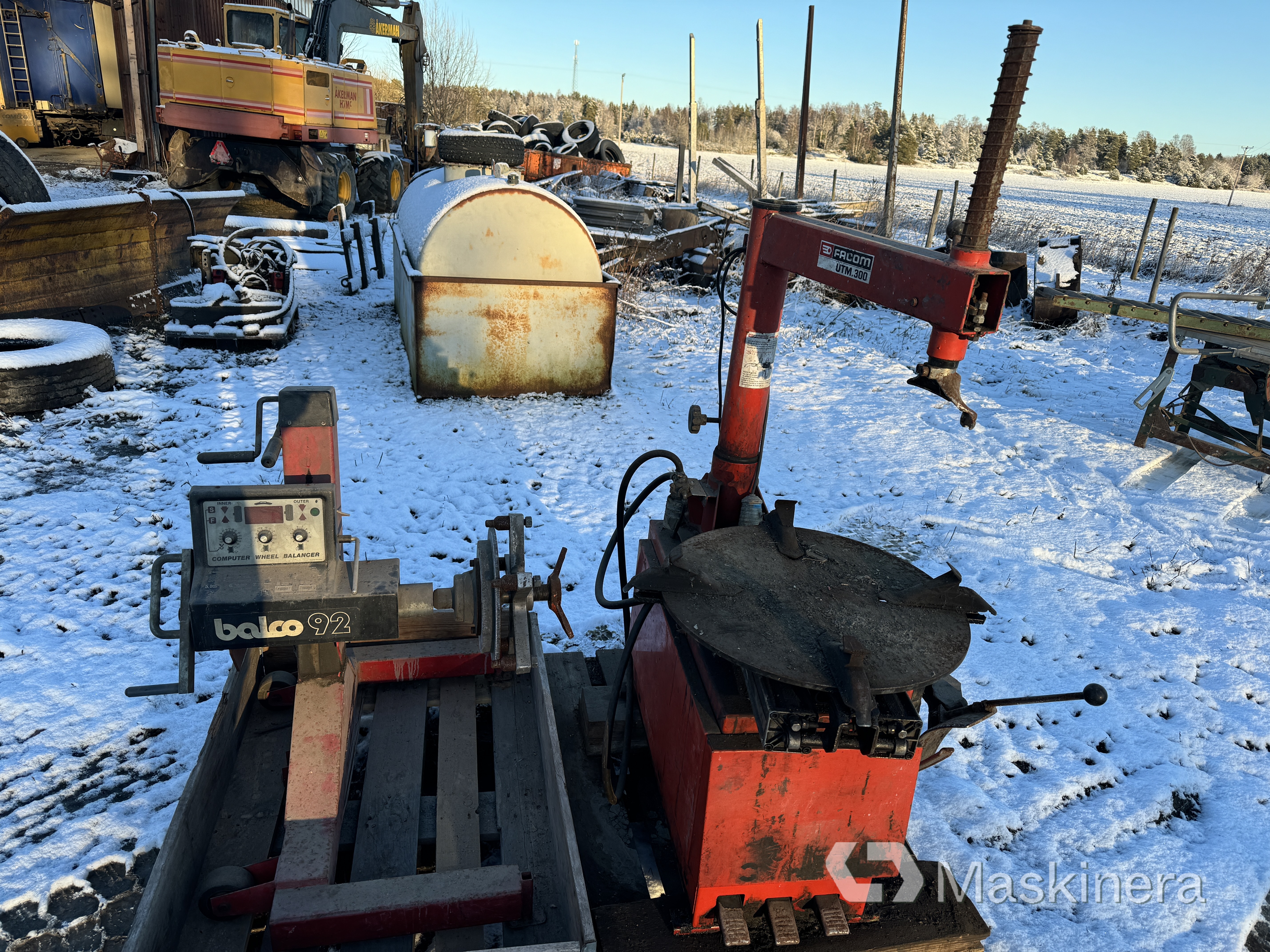 Balanseringsmaskin Balco 92 + Däckmaskin Facom UTM 300