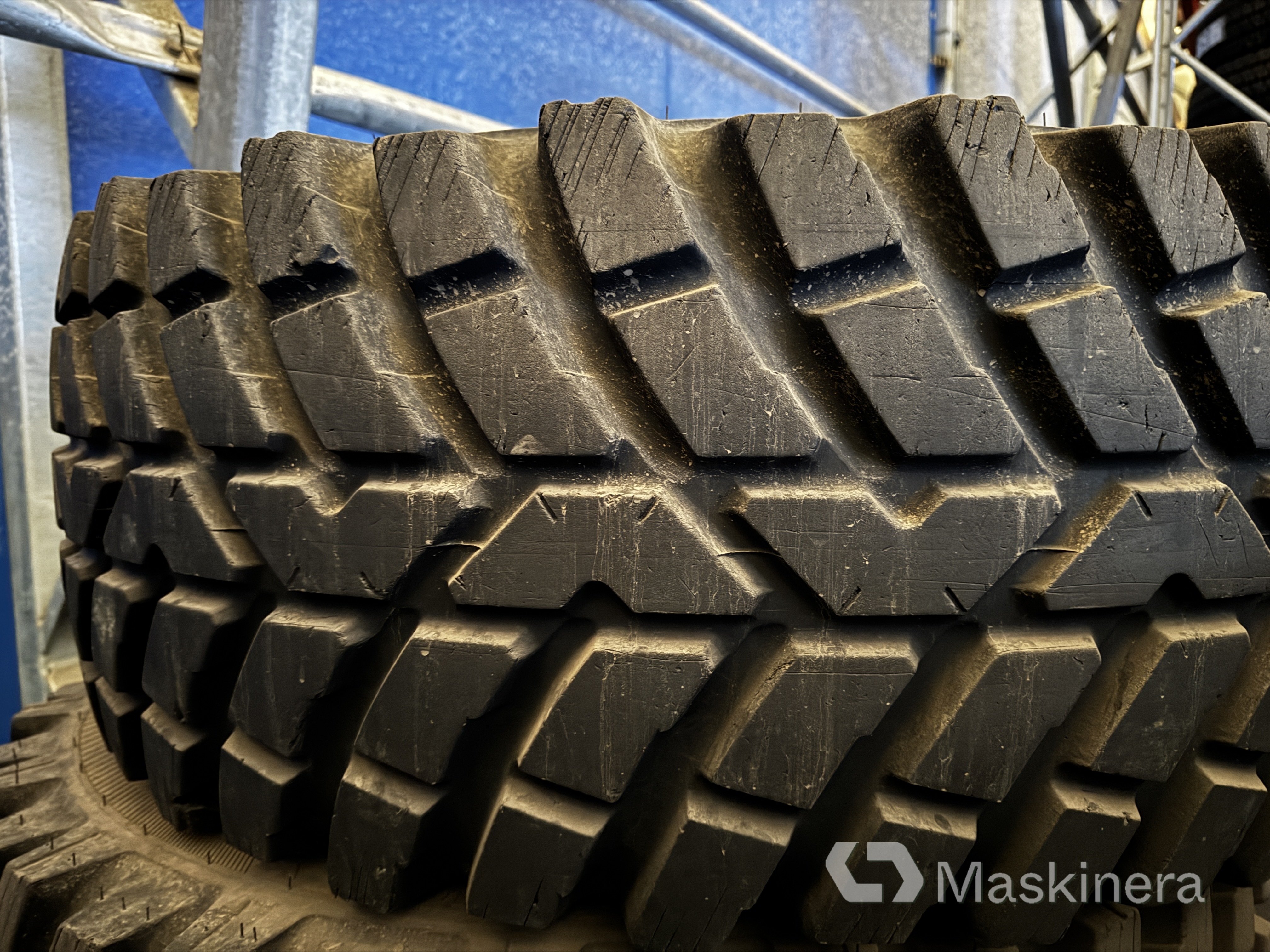 Hjul till Lundberg 345 420/65R24
