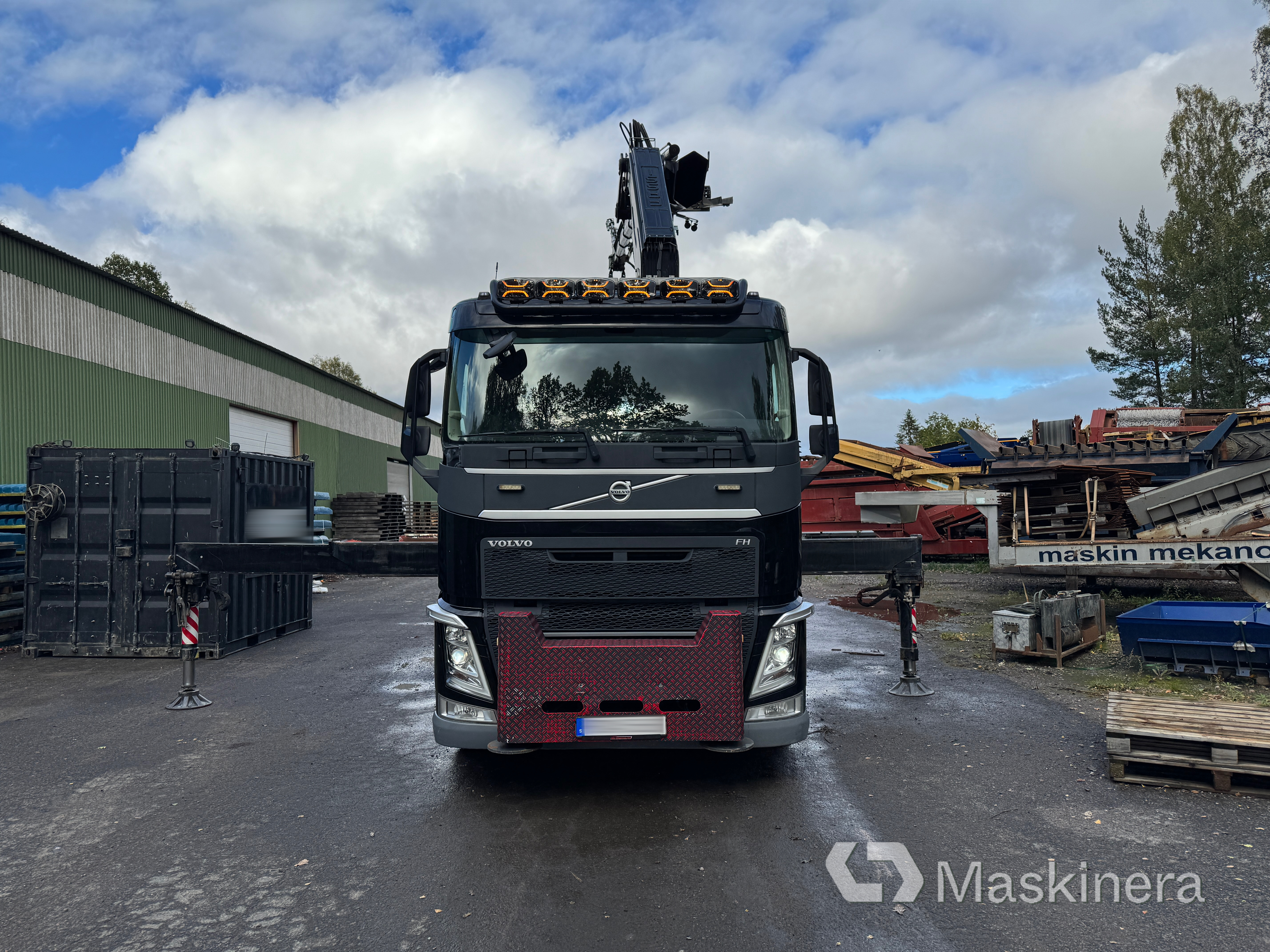 Bodbil Volvo FH 82F med Fassi F820 kran & jib