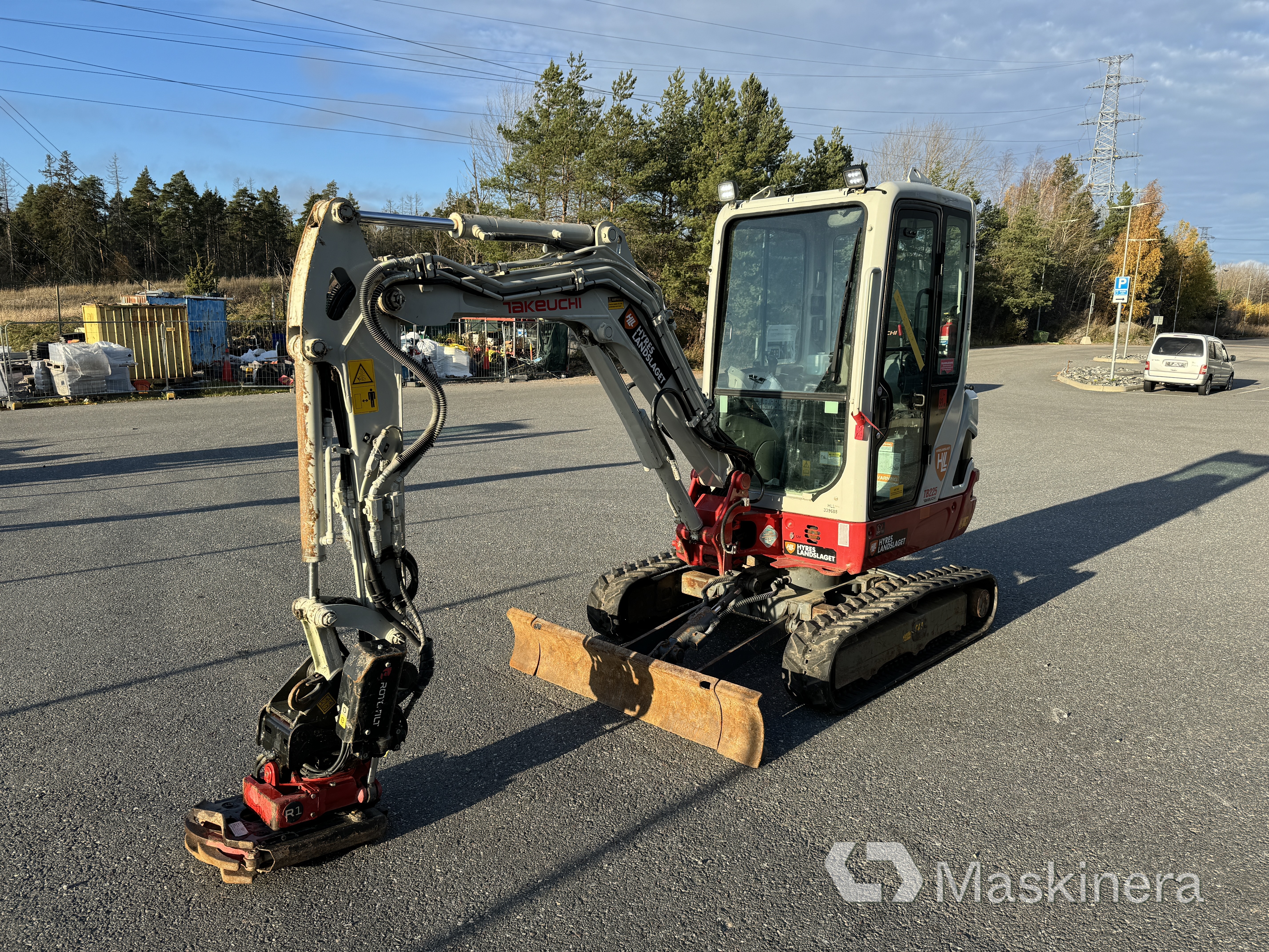 Grävmaskin Takeuchi TB-225
