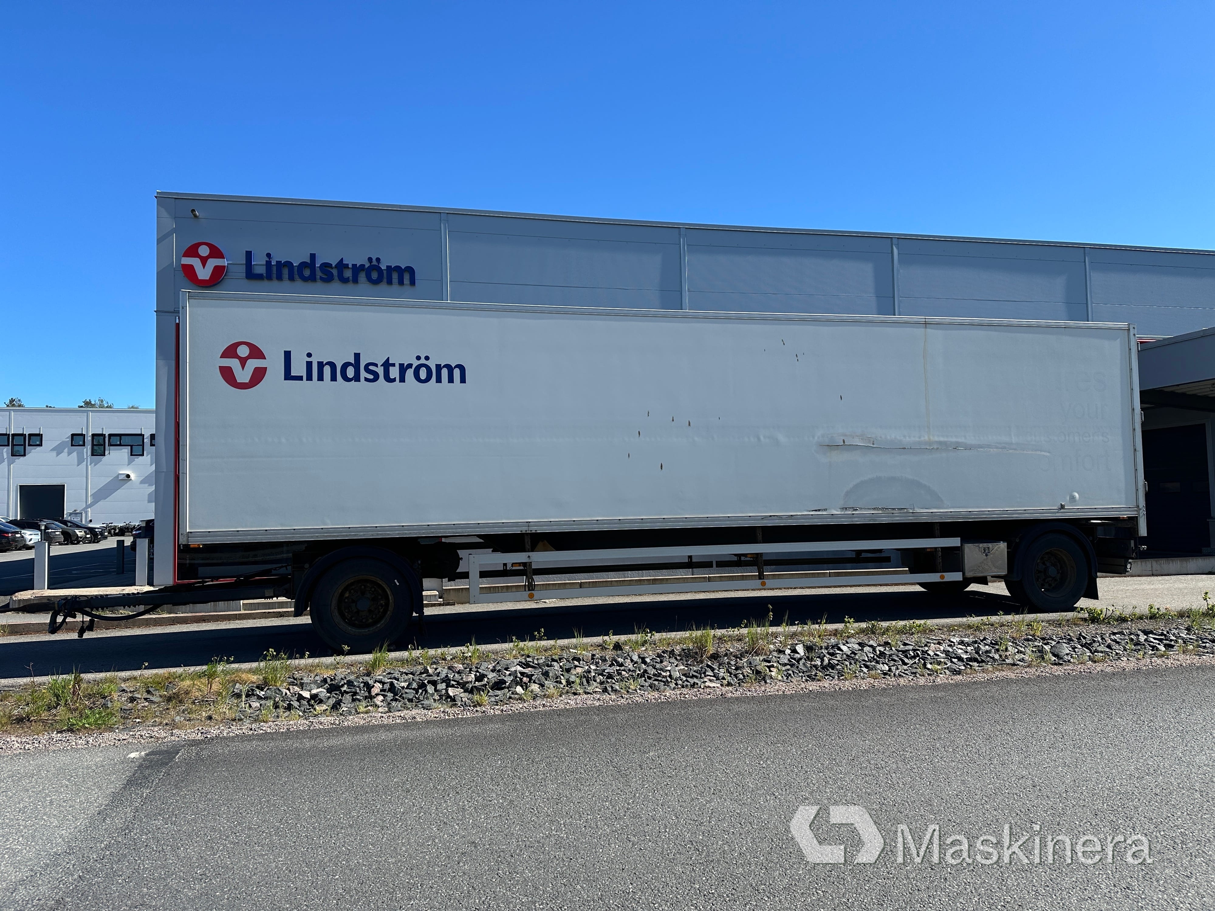 Lastbilssläp HRD A KFG med Sala Kaross påbyggnad
