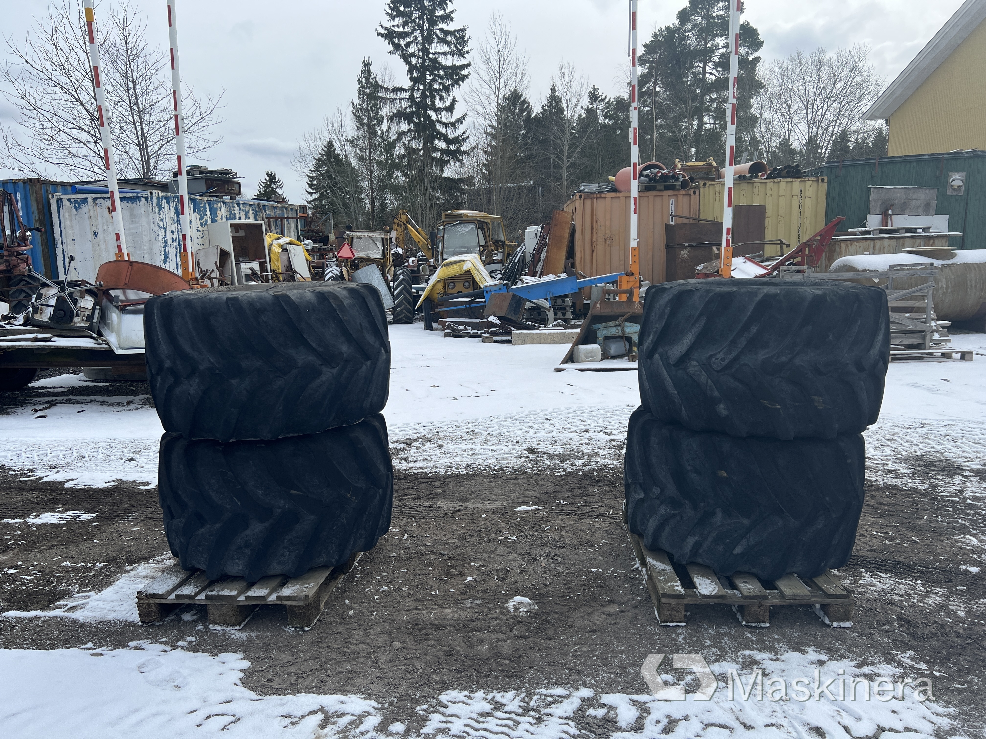Däck Trelleborg Twin 422 650/45-22.5