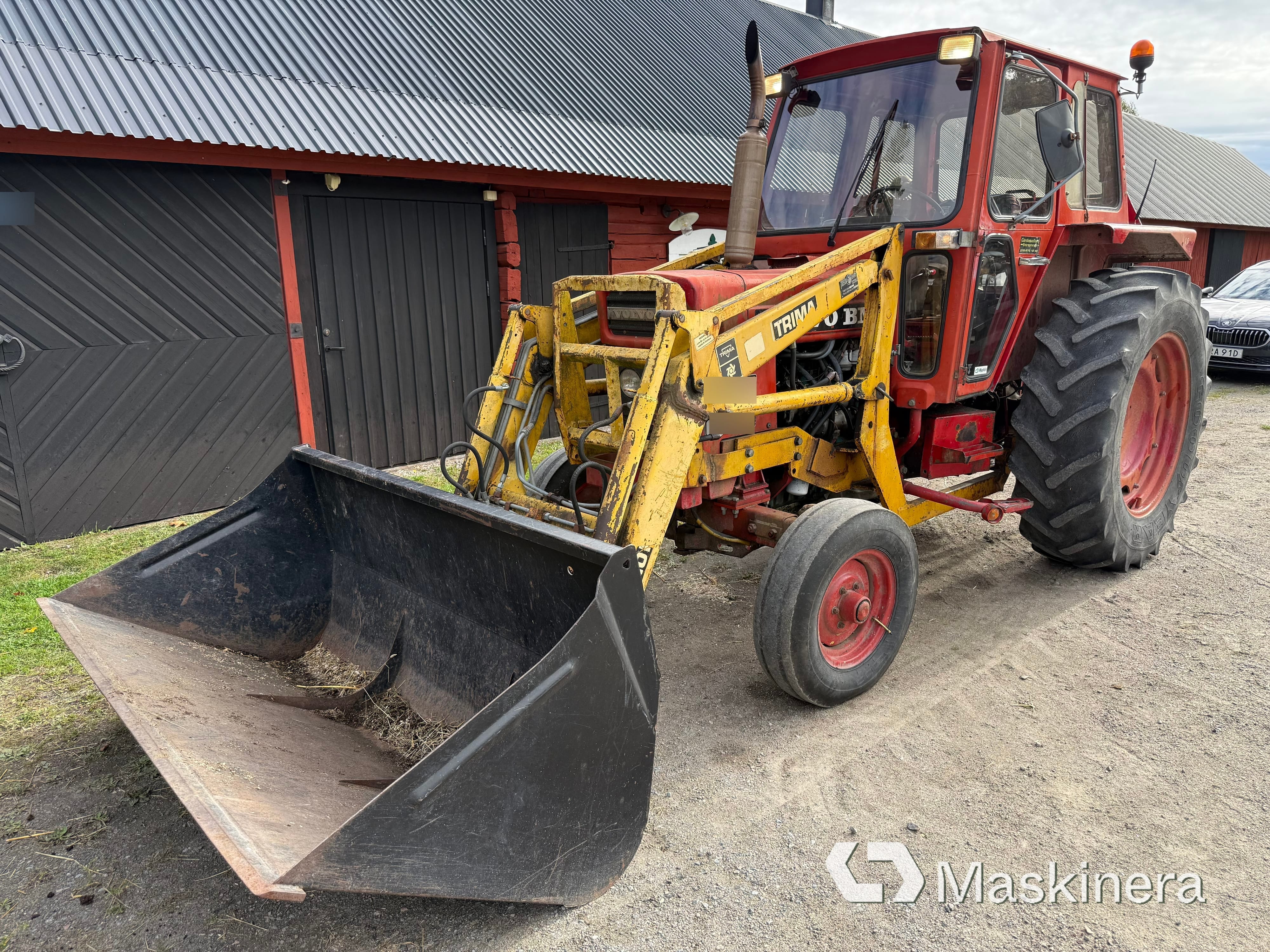 Traktor Volvo BM 2254 med lastare