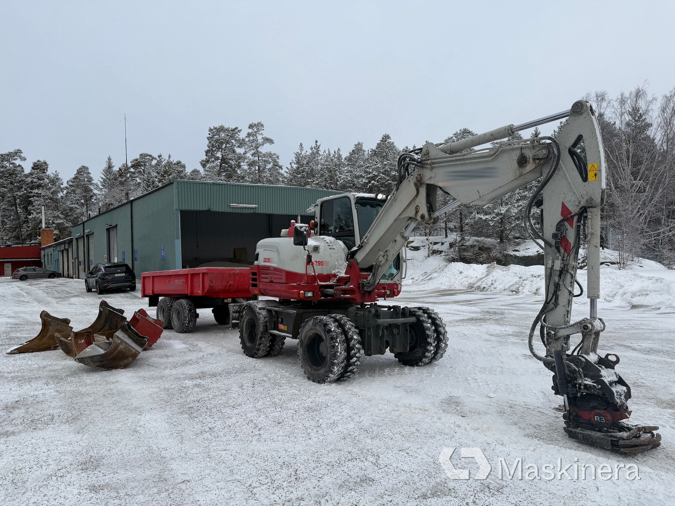 Hjulgrävare Takeuchi TB295W med tillbehör