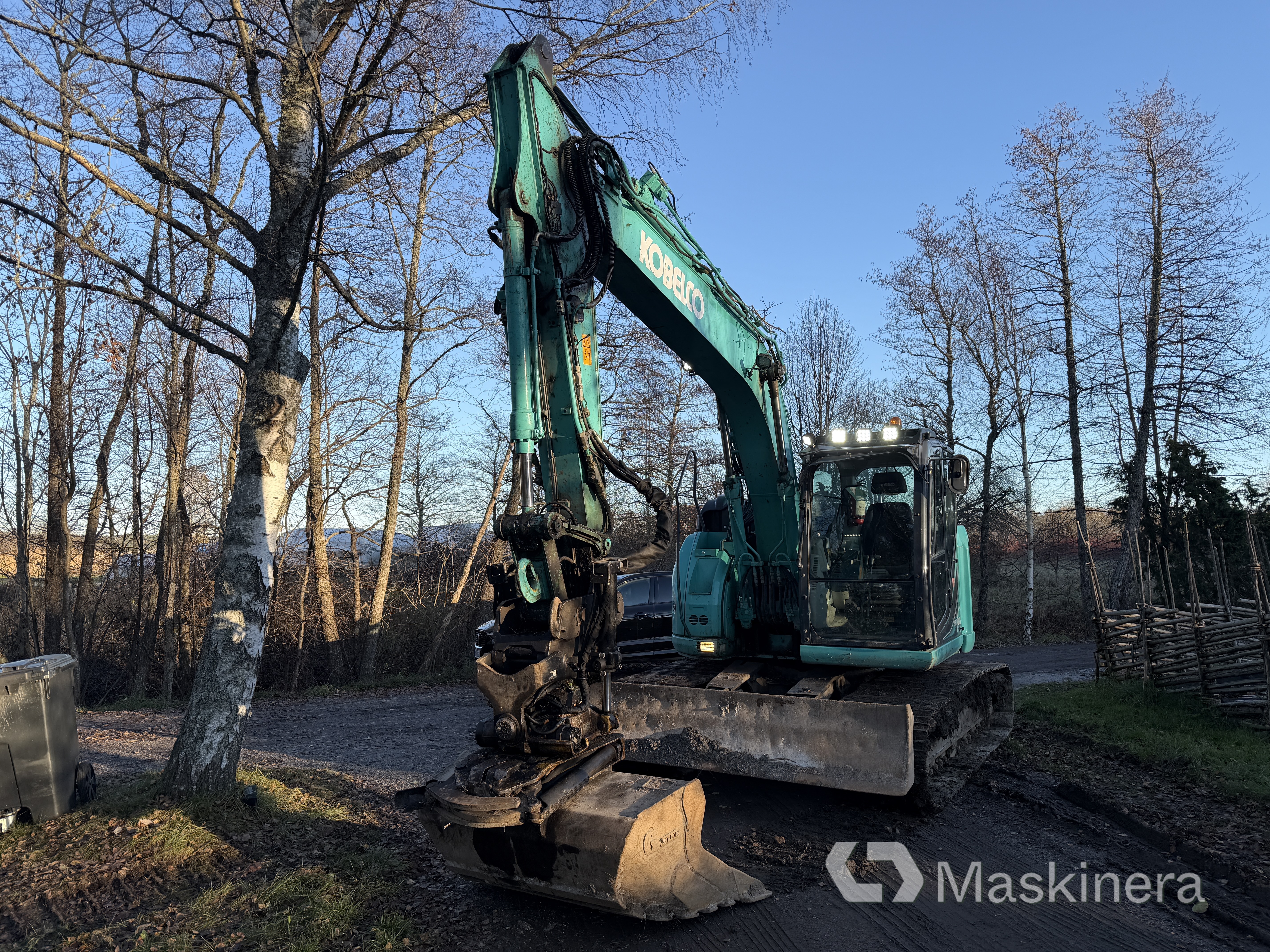 Grävmaskin Kobelco SK140SRLC-5