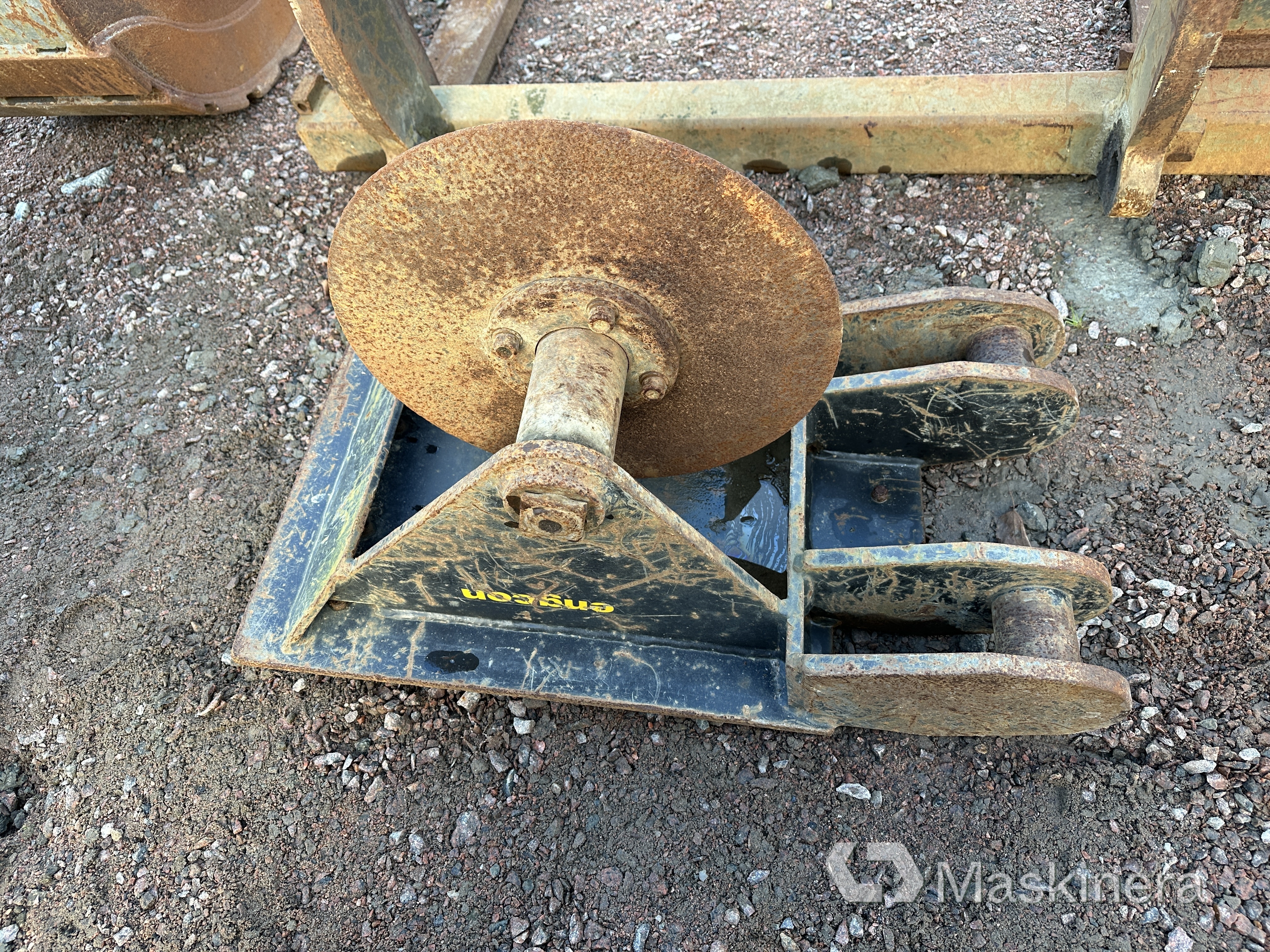 Asfaltsskär Engcon TC20 S1/B20
