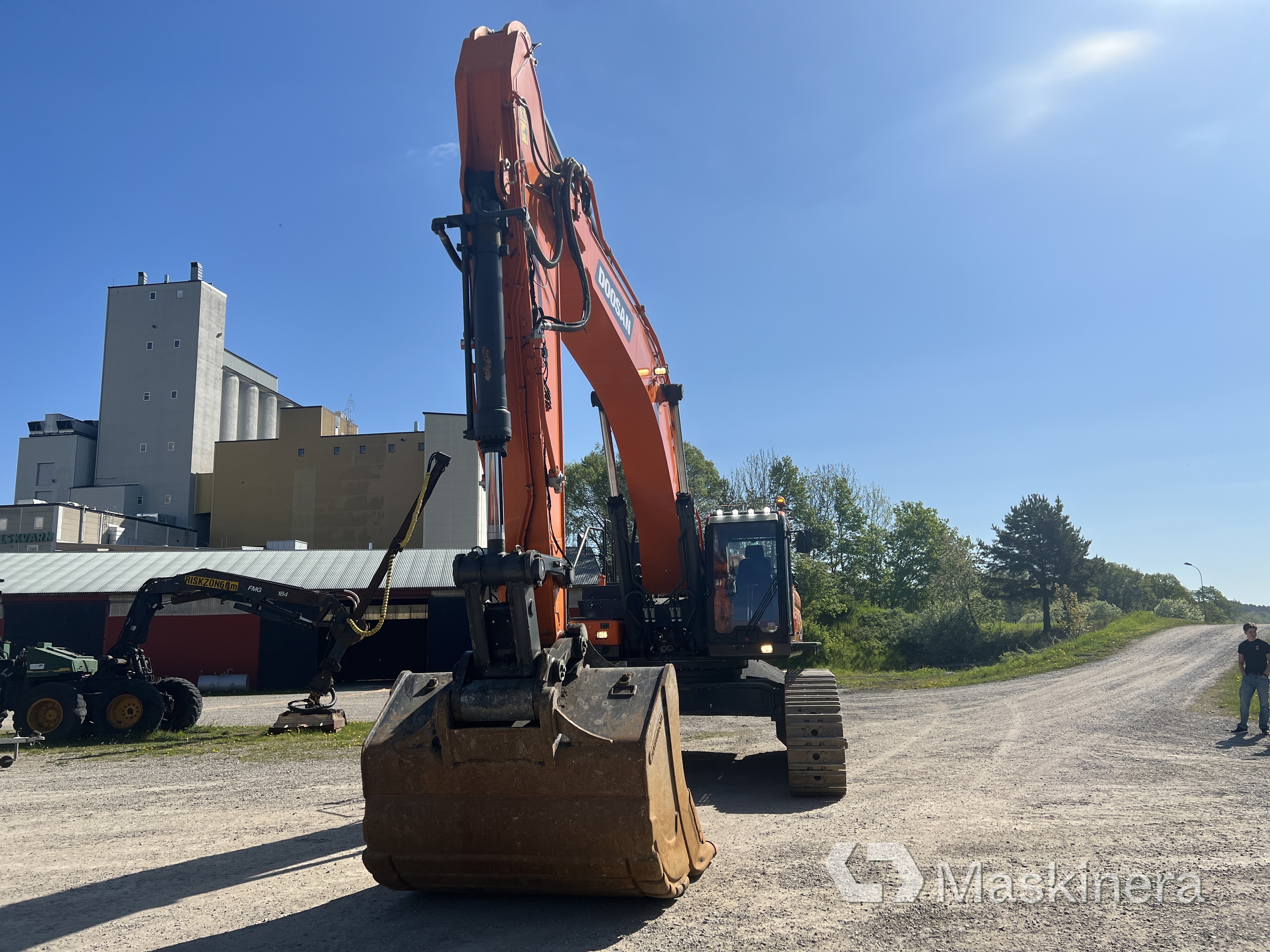 Grävmaskin Doosan DX530LC-7