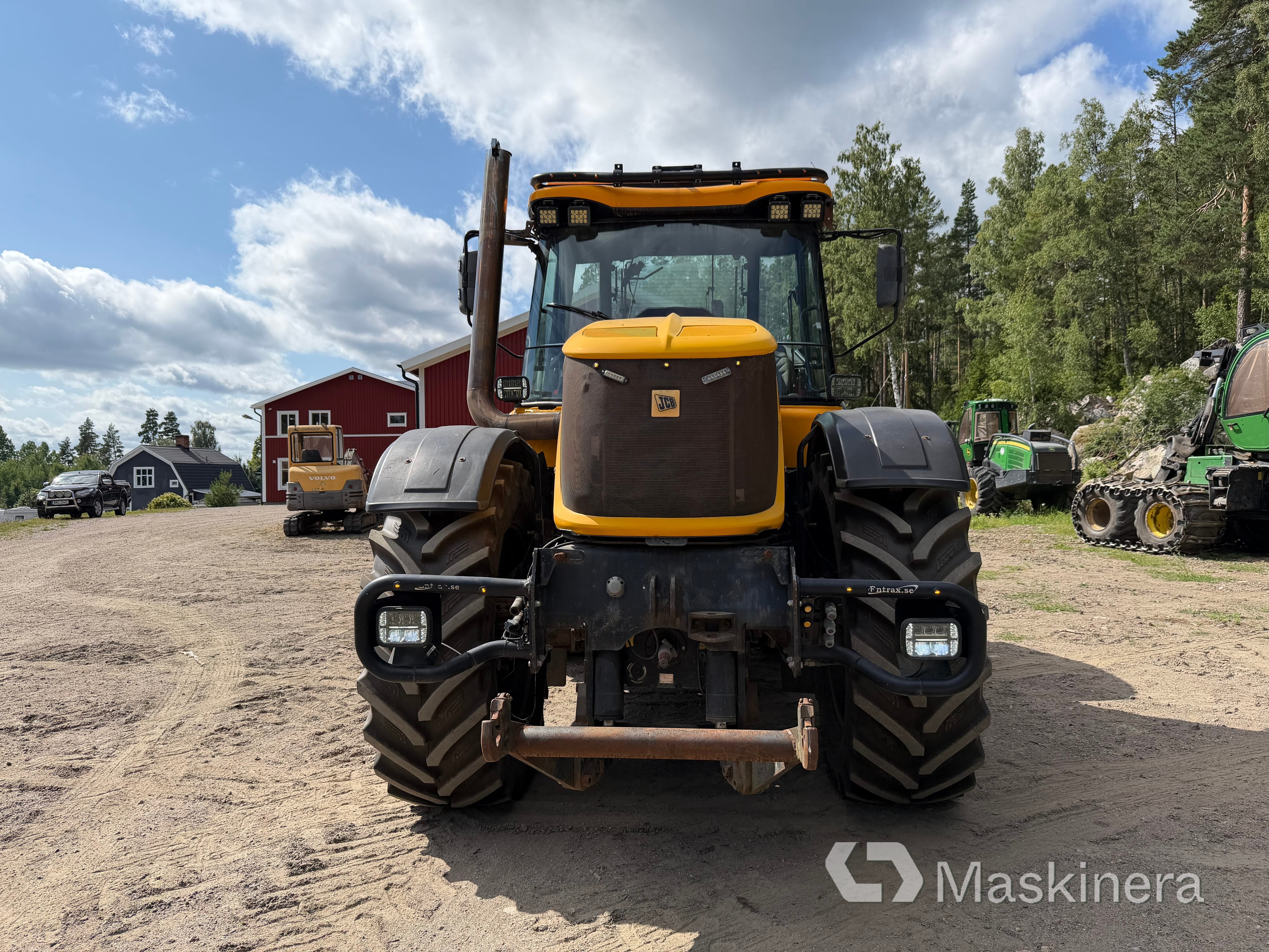 Traktor JCB Fasttrack 8250