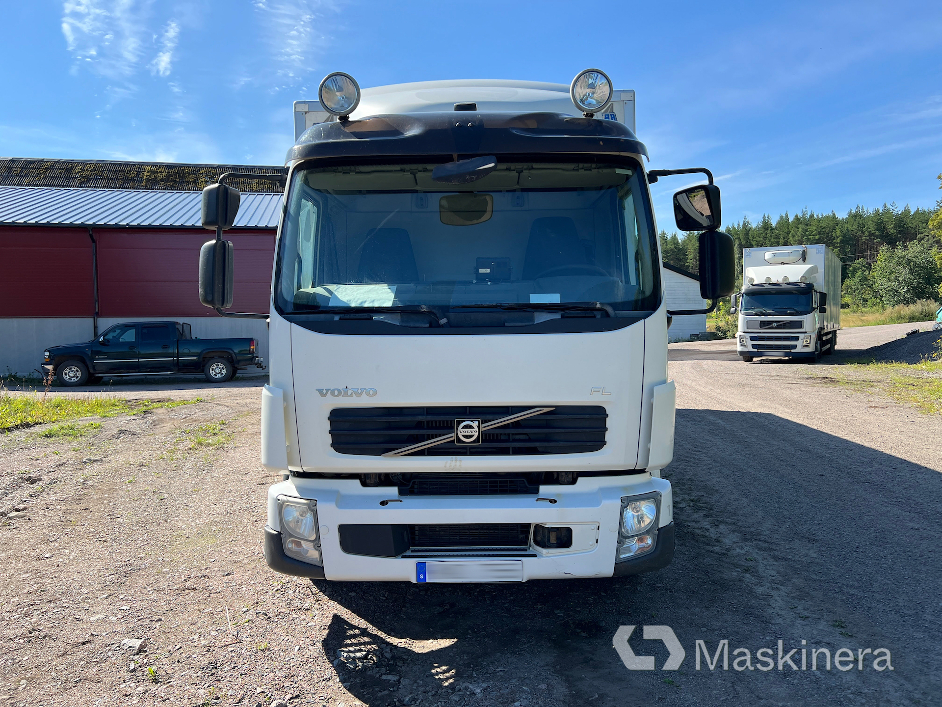 Distributionslastbil Volvo FL-240 4*2