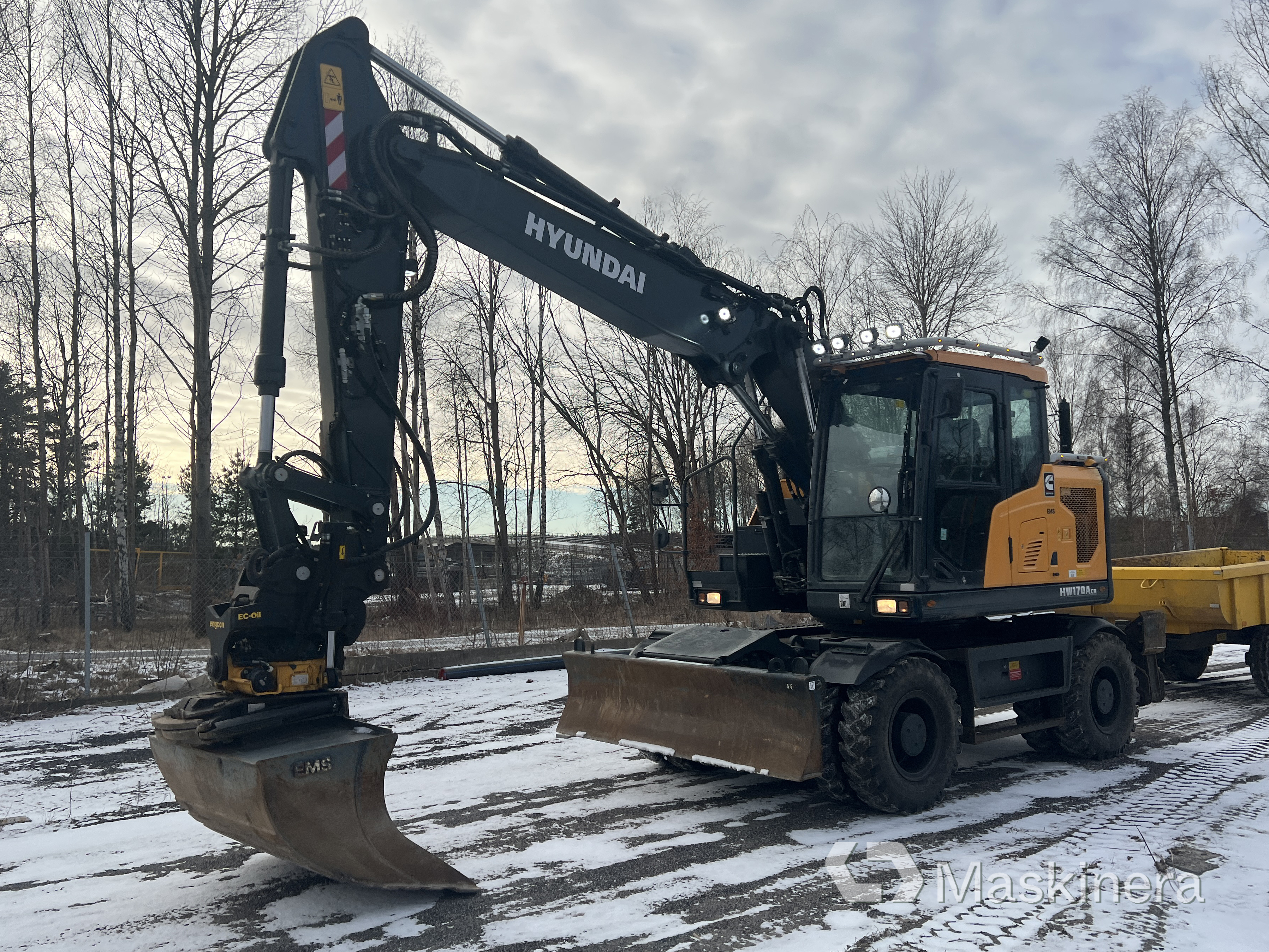 Hjulgrävare Hyundai HW170ACR med tillbehör