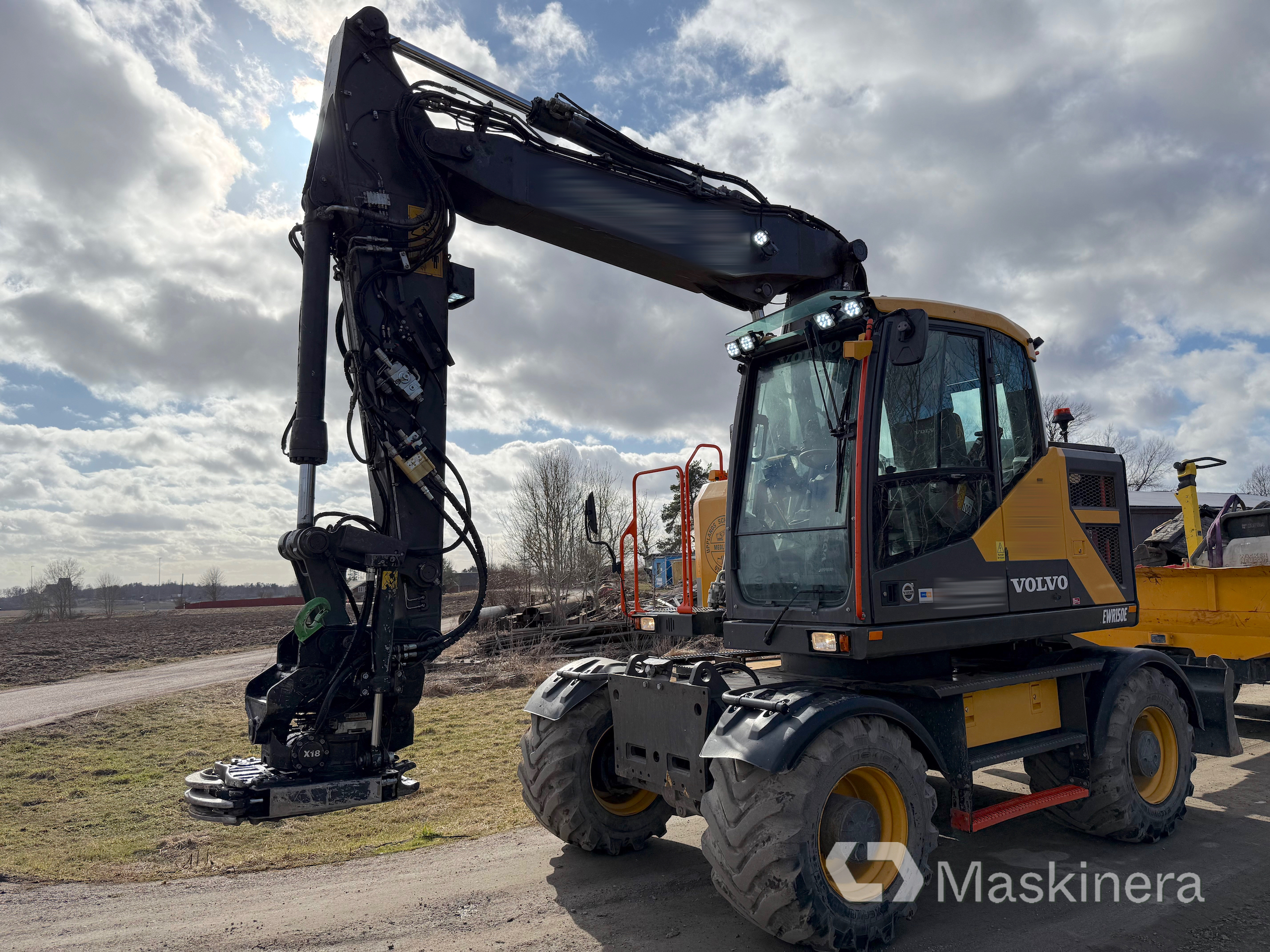 Hjulgrävare Volvo EWR150E med Topcon 3D, såld på svensk auktion för 1 470 000 kr