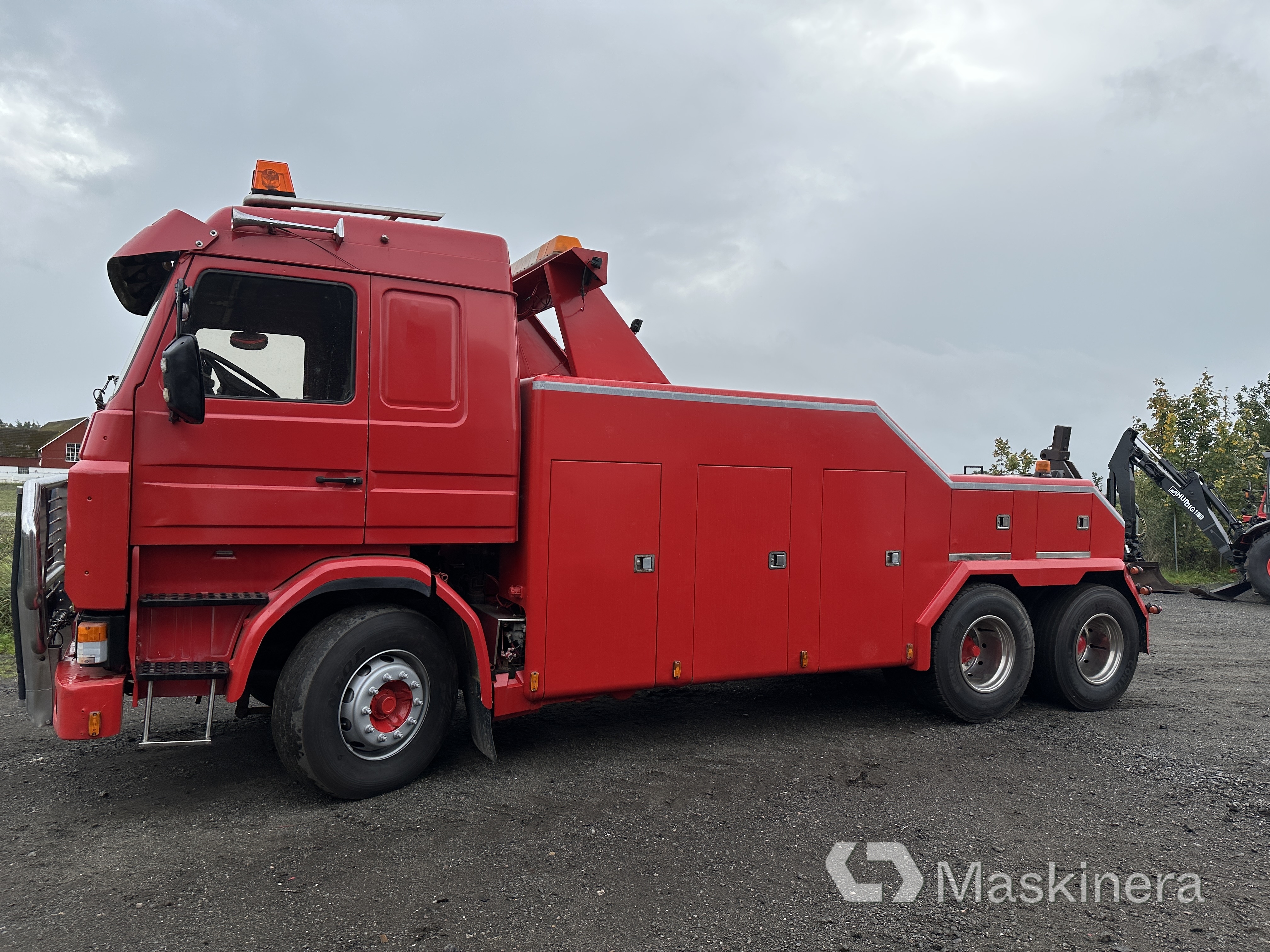 Bärgningsbil Scania R143H V8 6X2 Tungbärgare