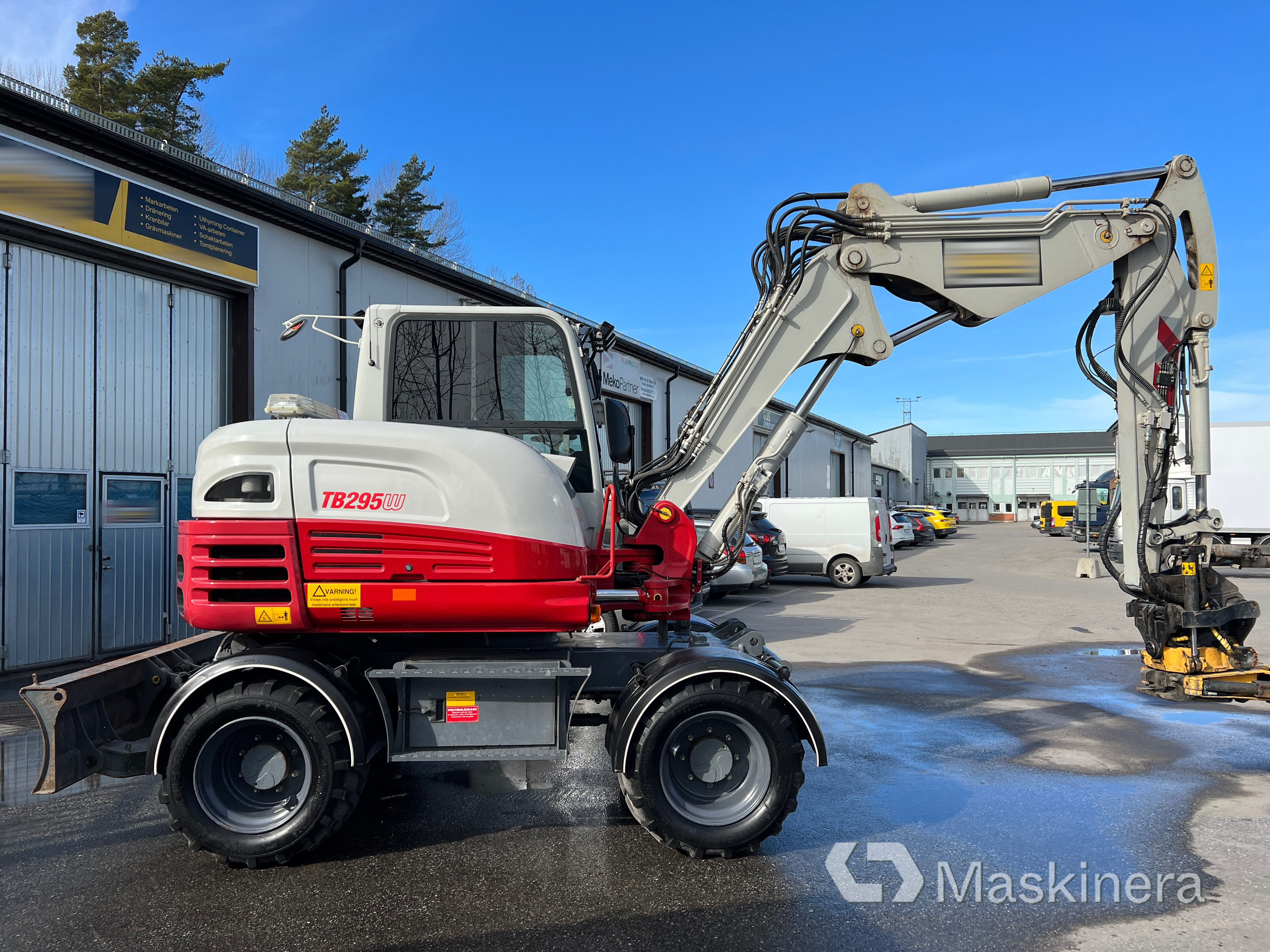 Hjulgrävare Takeuchi TB295W med tillbehör 