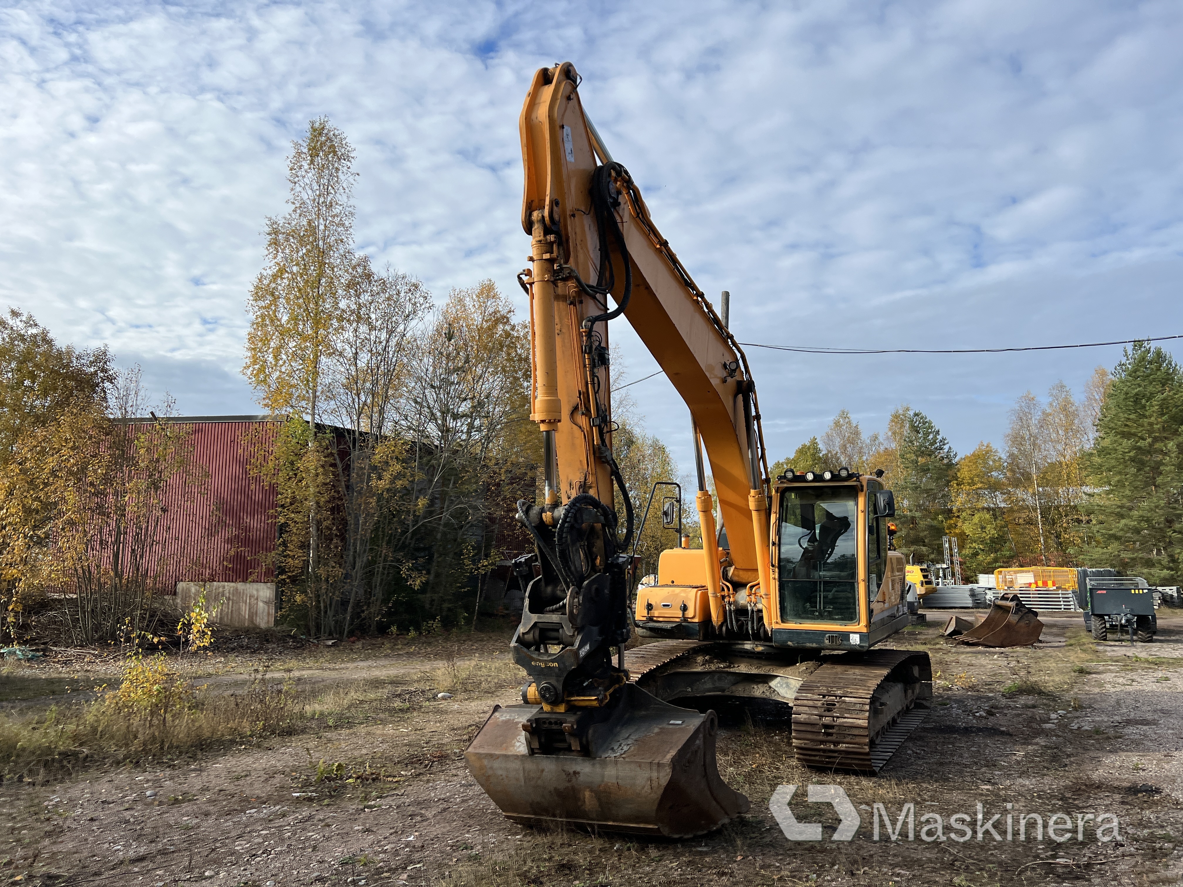 Grävmaskin Hyundai Robex 220LC-9A