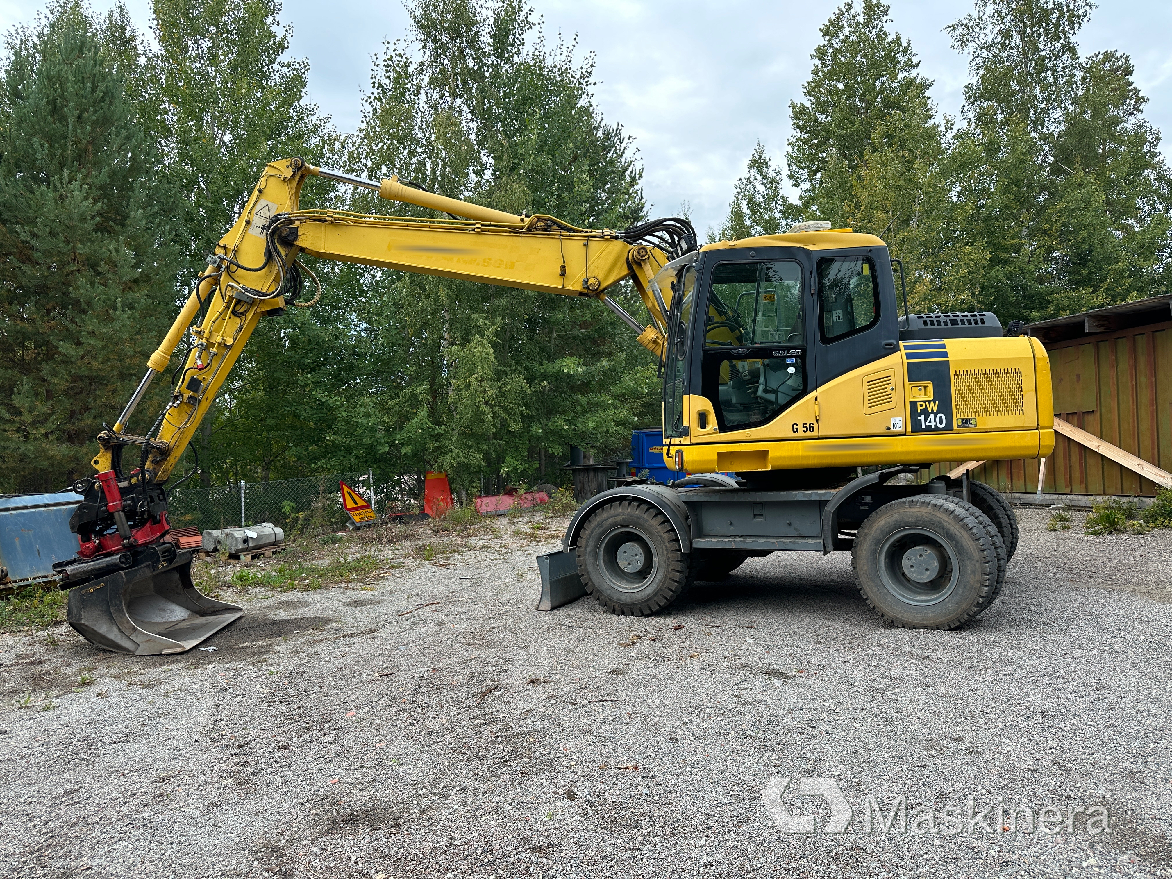 Hjulgrävare Komatsu PW140-7