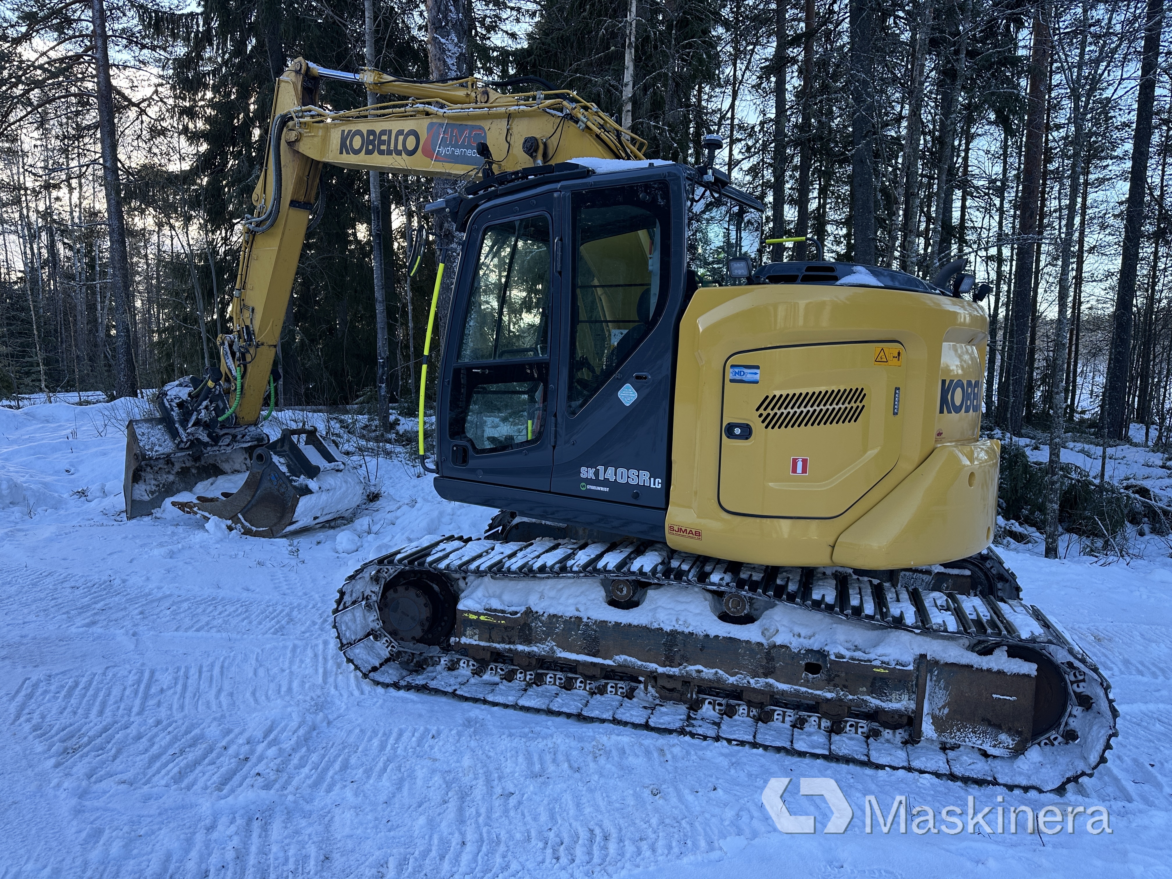 Grävmaskin Kobelco SK140SRLC-7