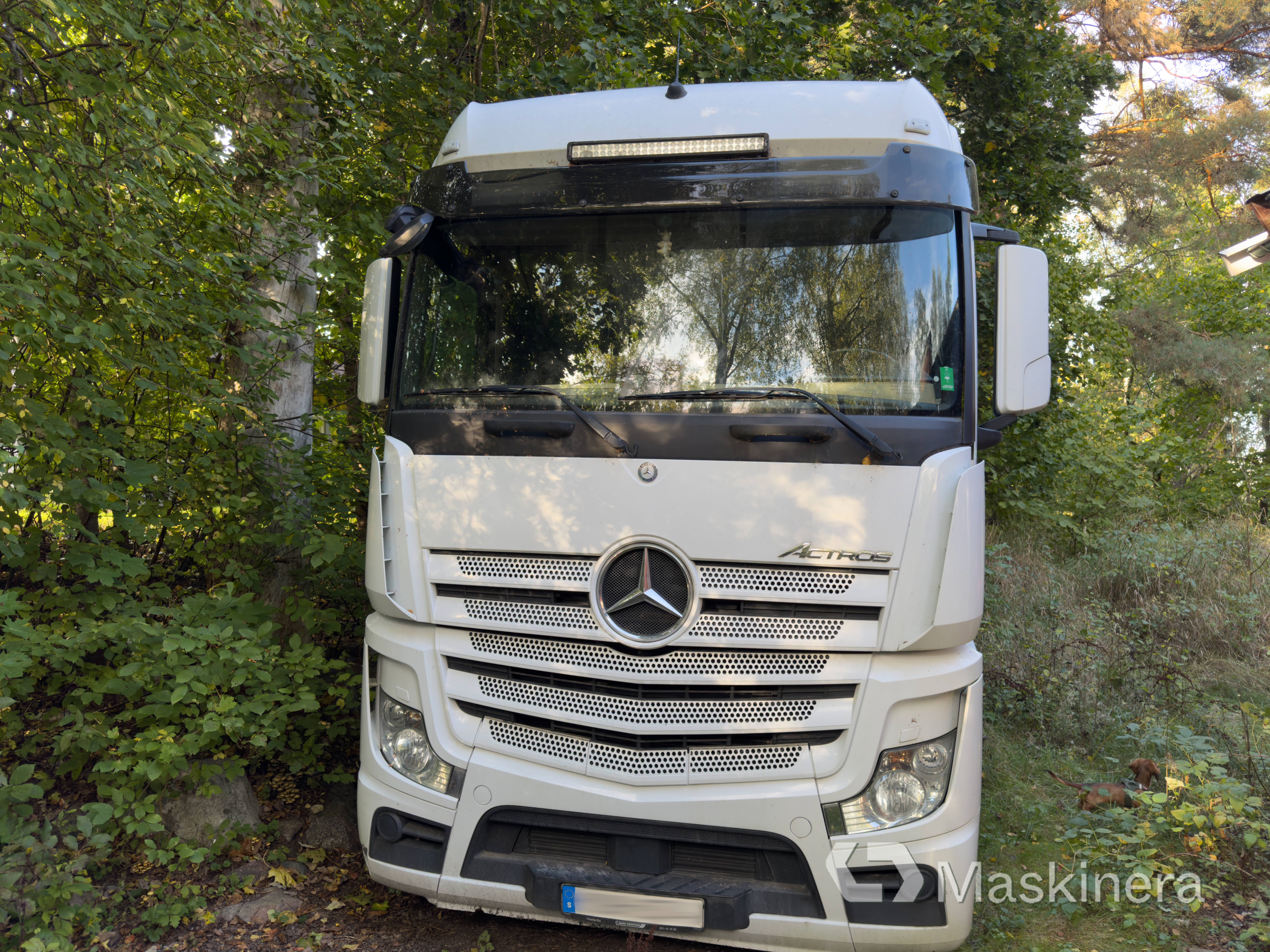 Dragbil Mercedes-Benz Actros 963-4-D