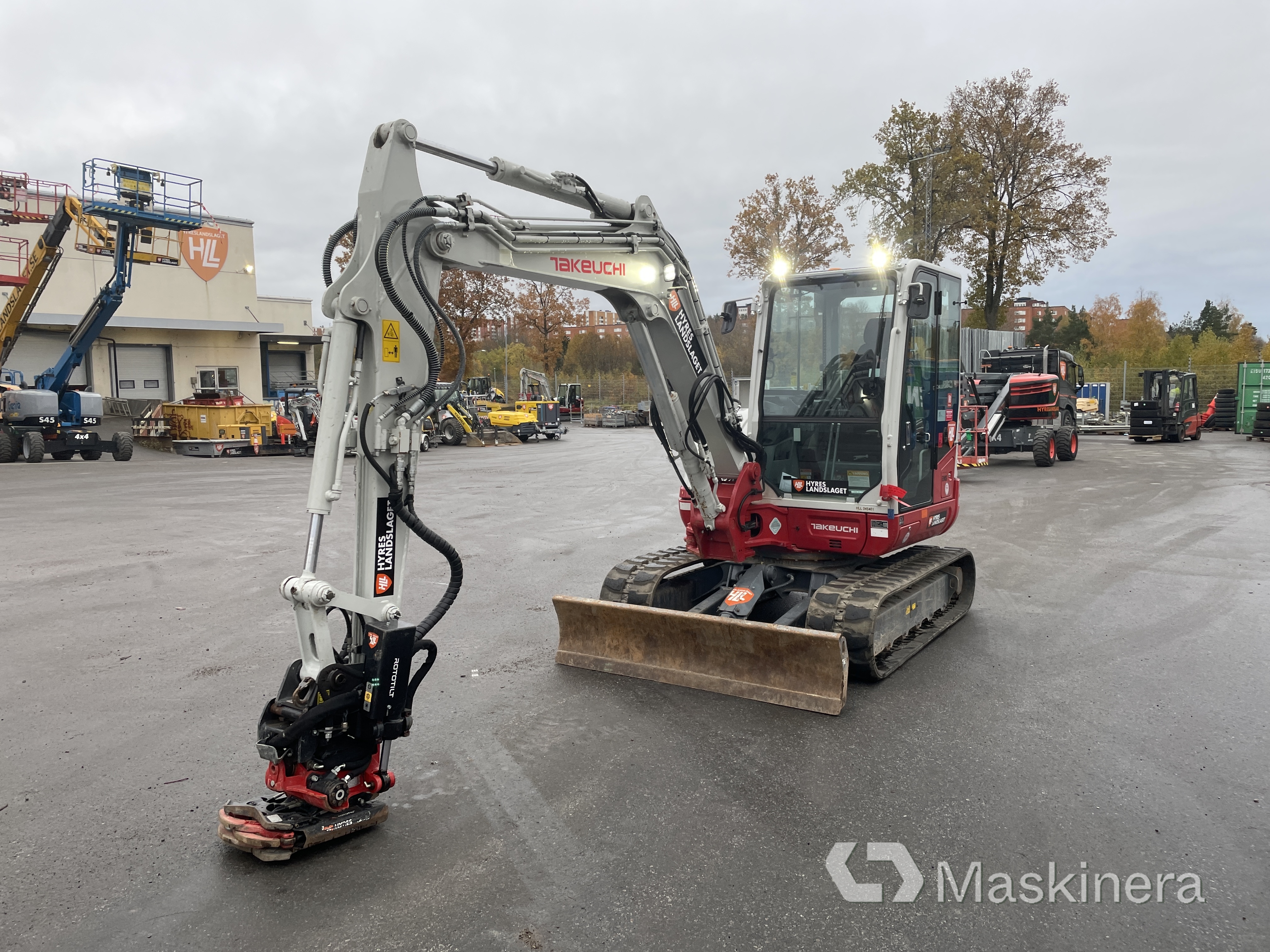 Grävmaskin Takeuchi TB 250