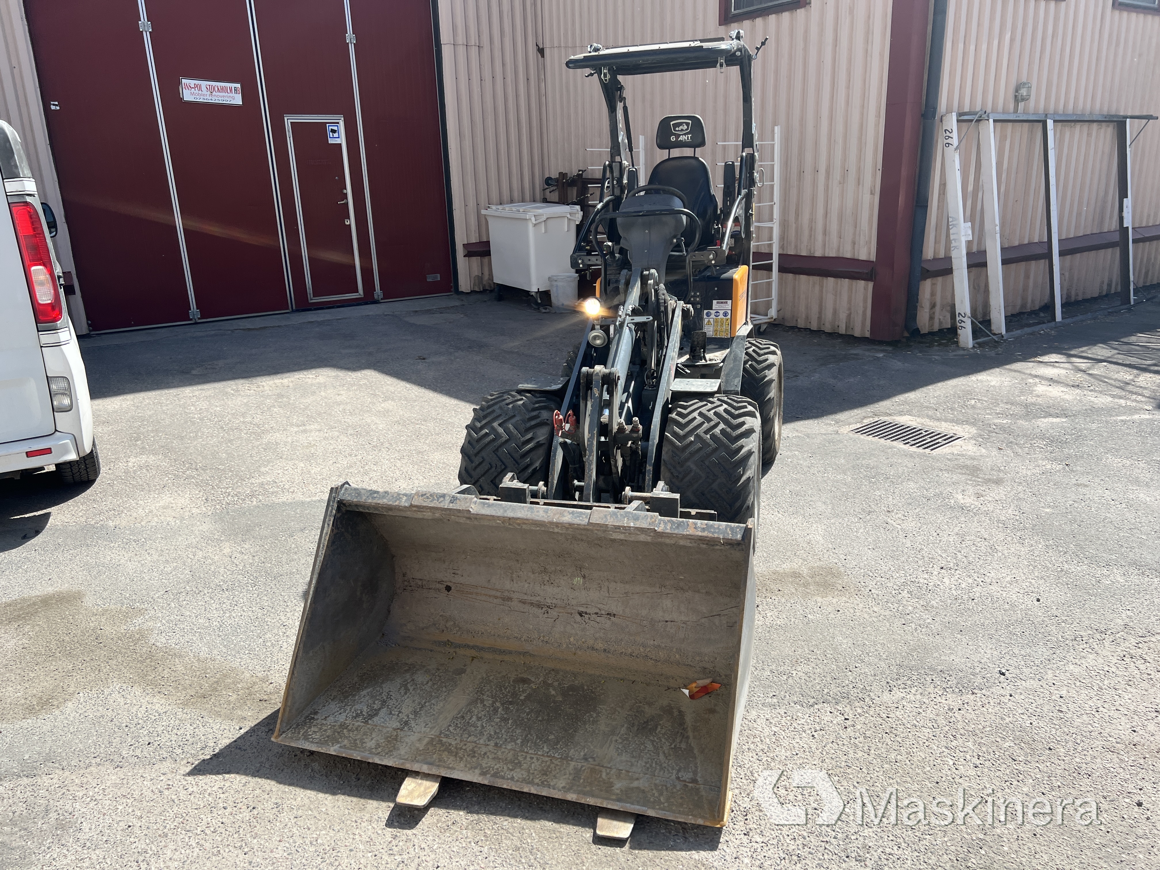 Hjullastare Giant D332 SWT X-TRA