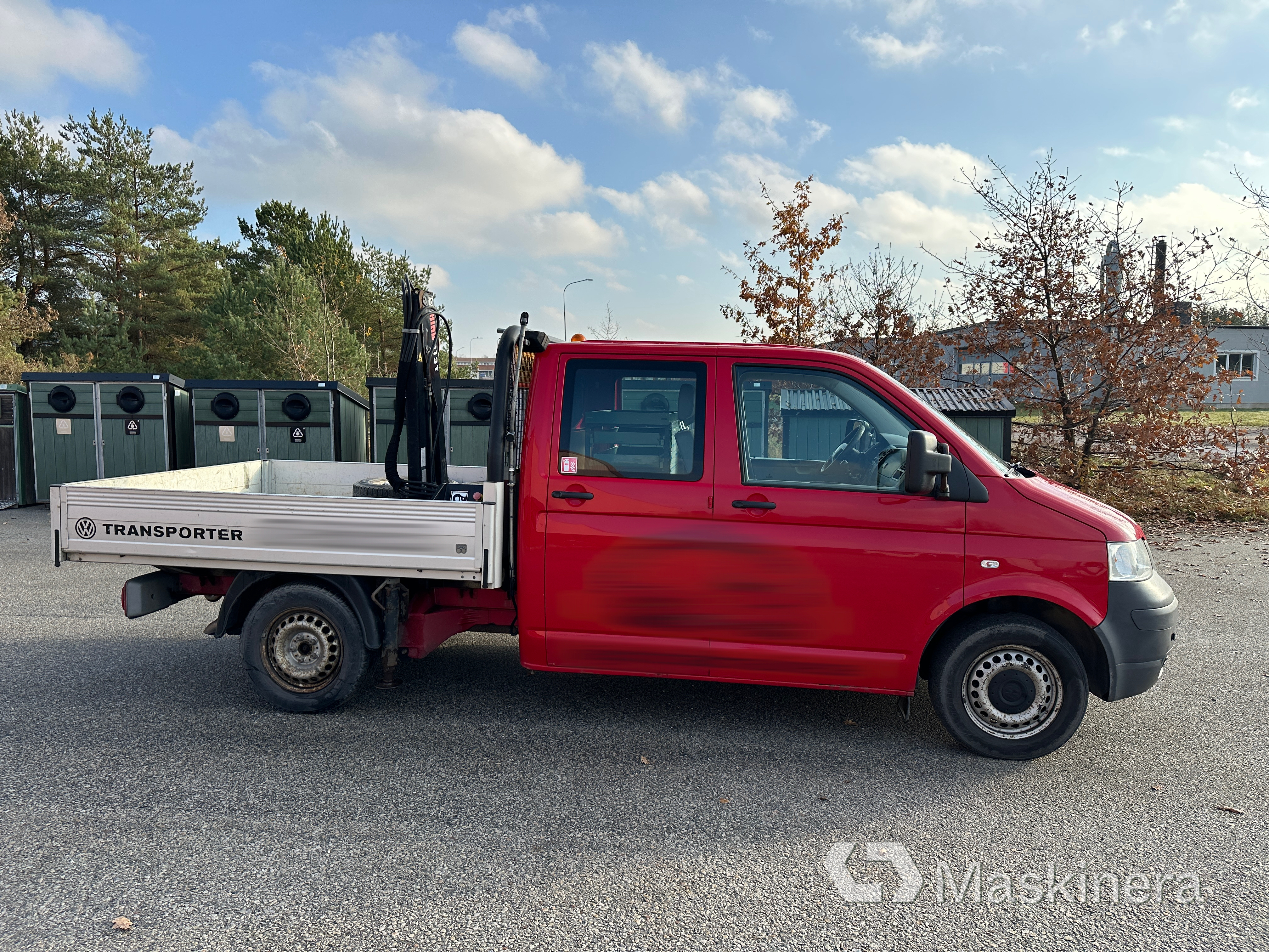 Flakbil Volkswagen Transporter T5 4wd + Kran